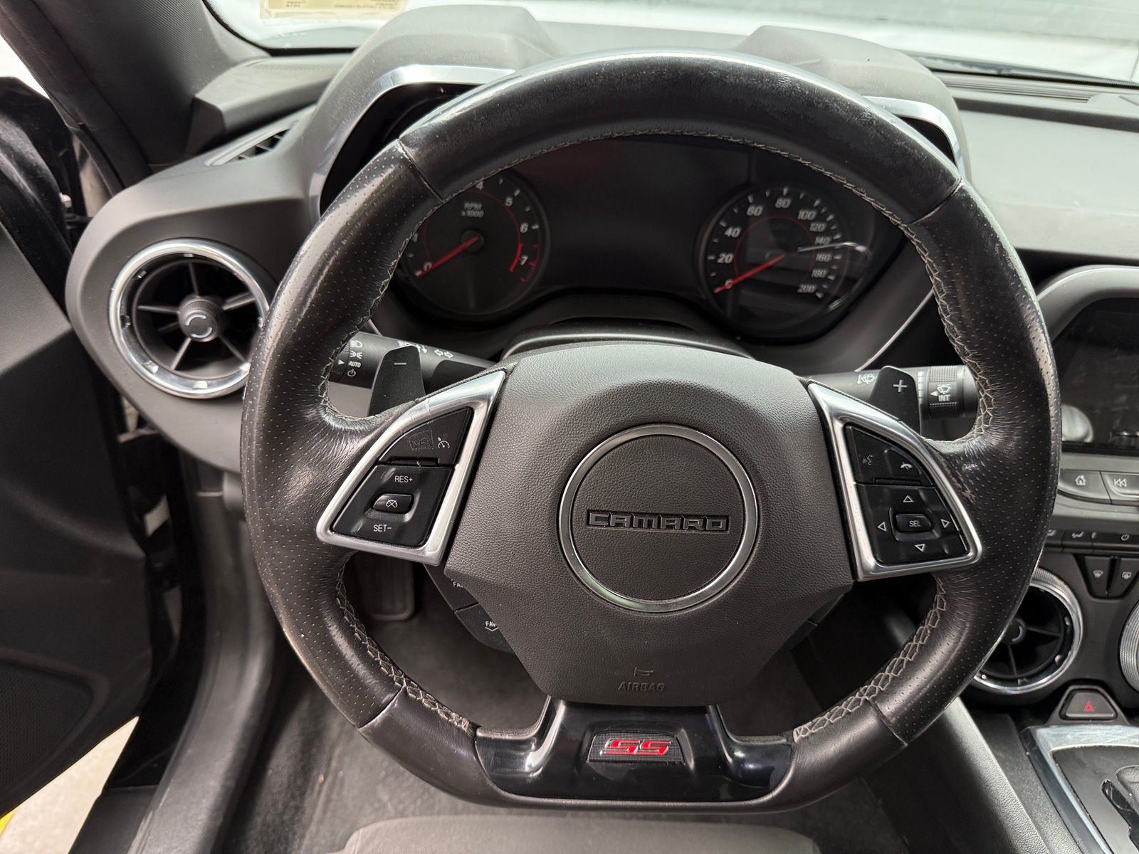 Thumbnail: 2018 Chevrolet Camaro - 4