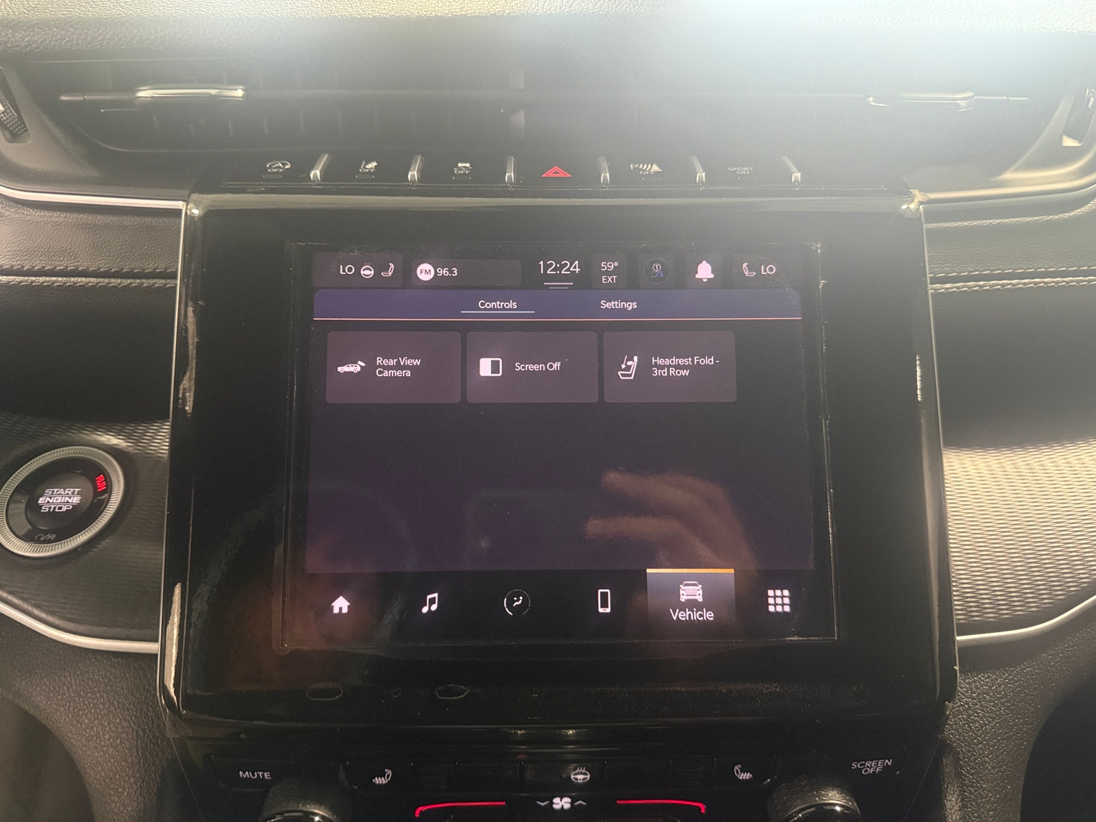Thumbnail: 2025 Jeep Grand Cherokee L - 3