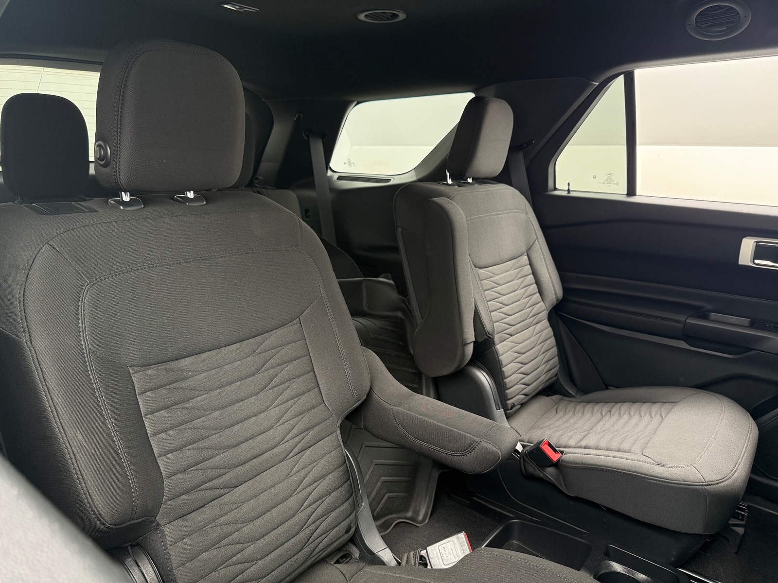 Thumbnail: 2020 Ford Explorer - 6