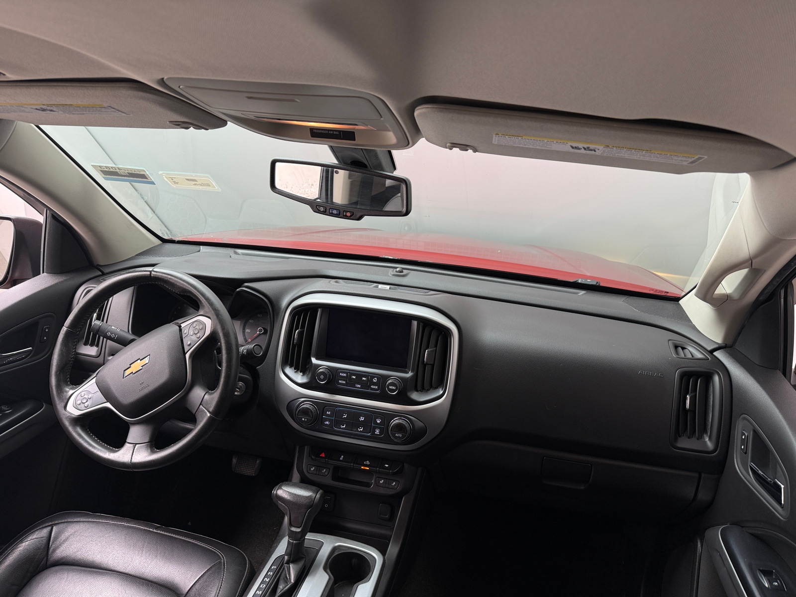 Thumbnail: 2016 Chevrolet Colorado - 3