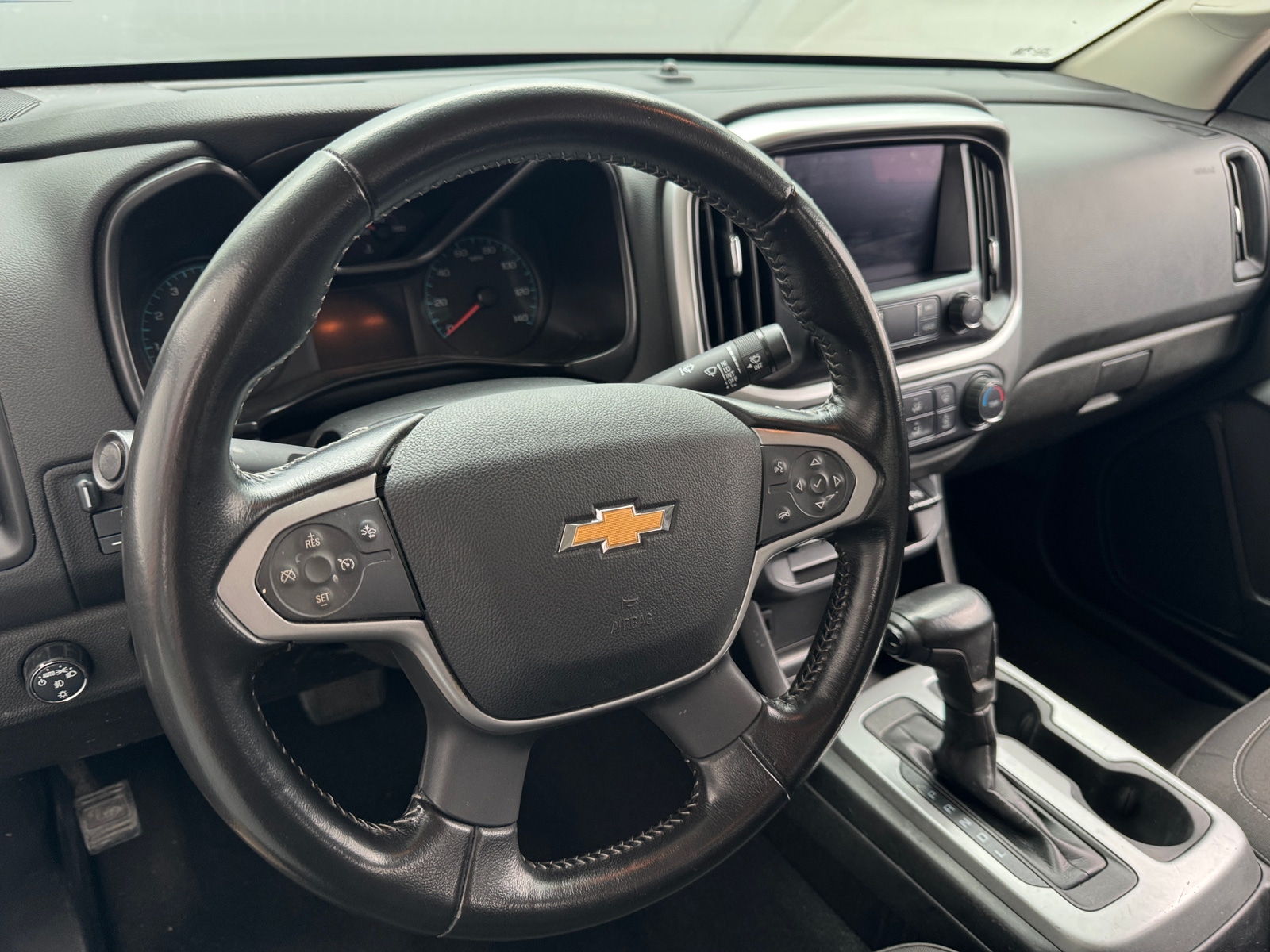 Thumbnail: 2021 Chevrolet Colorado - 5
