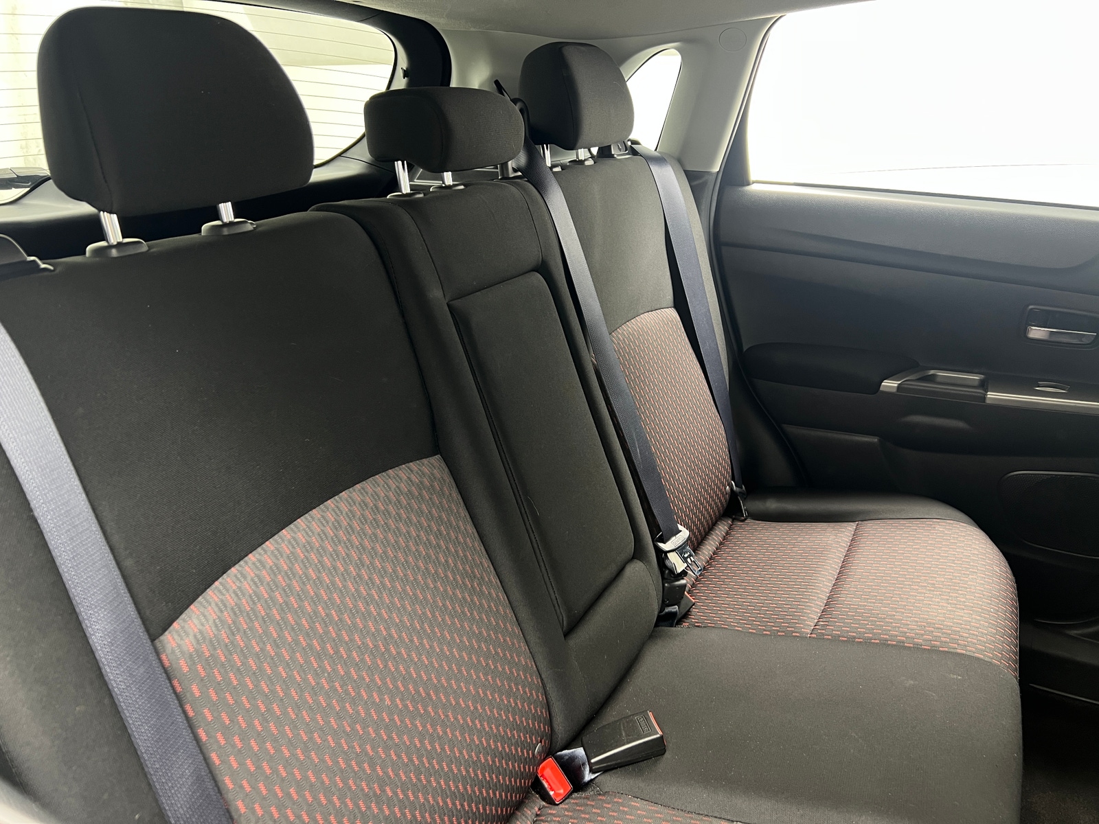 Thumbnail: 2019 Mitsubishi Outlander Sport - 6