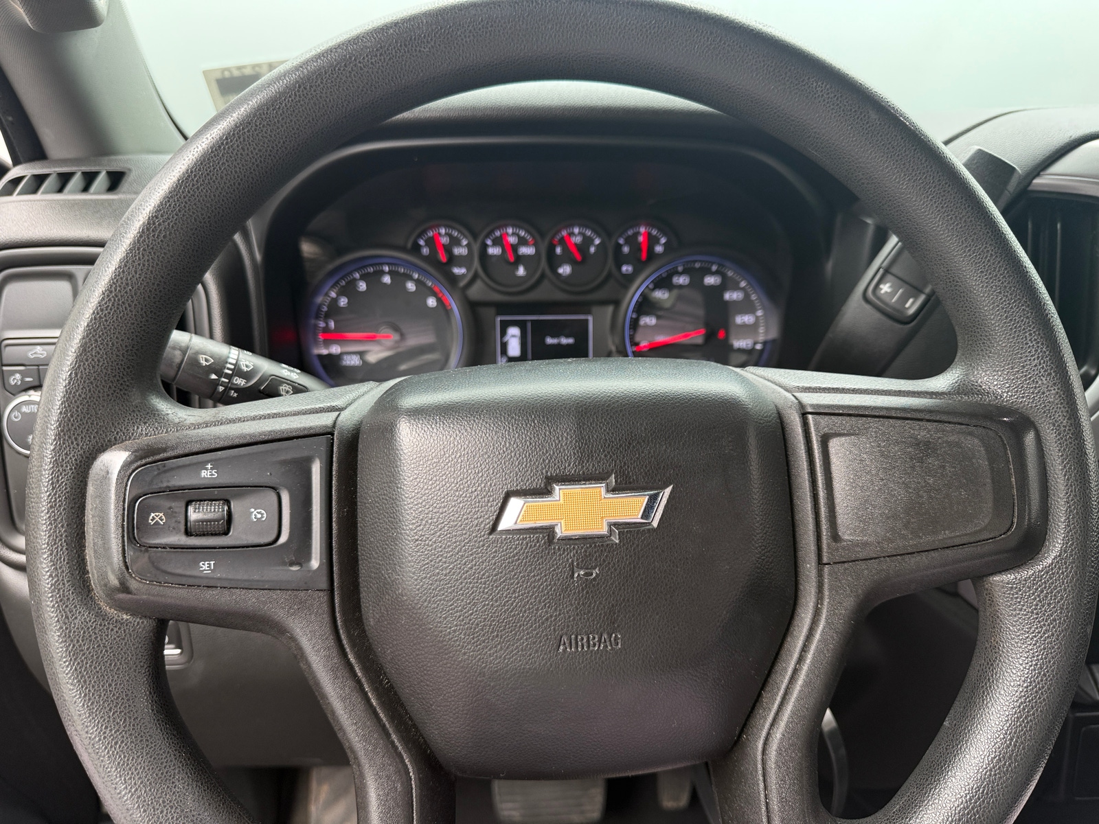 Thumbnail: 2019 Chevrolet Silverado 1500 - 5