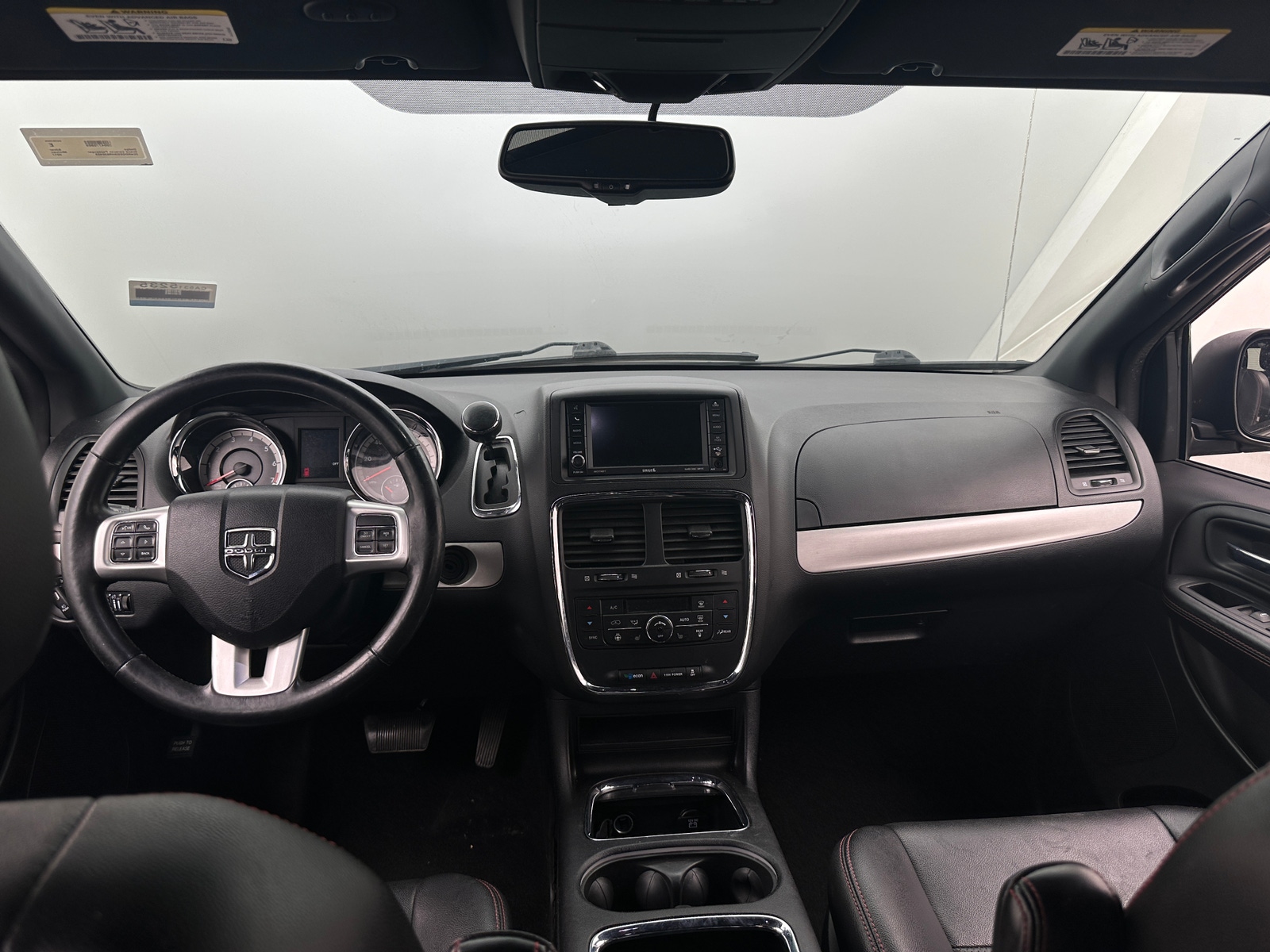 Thumbnail: 2017 Dodge Grand Caravan - 2