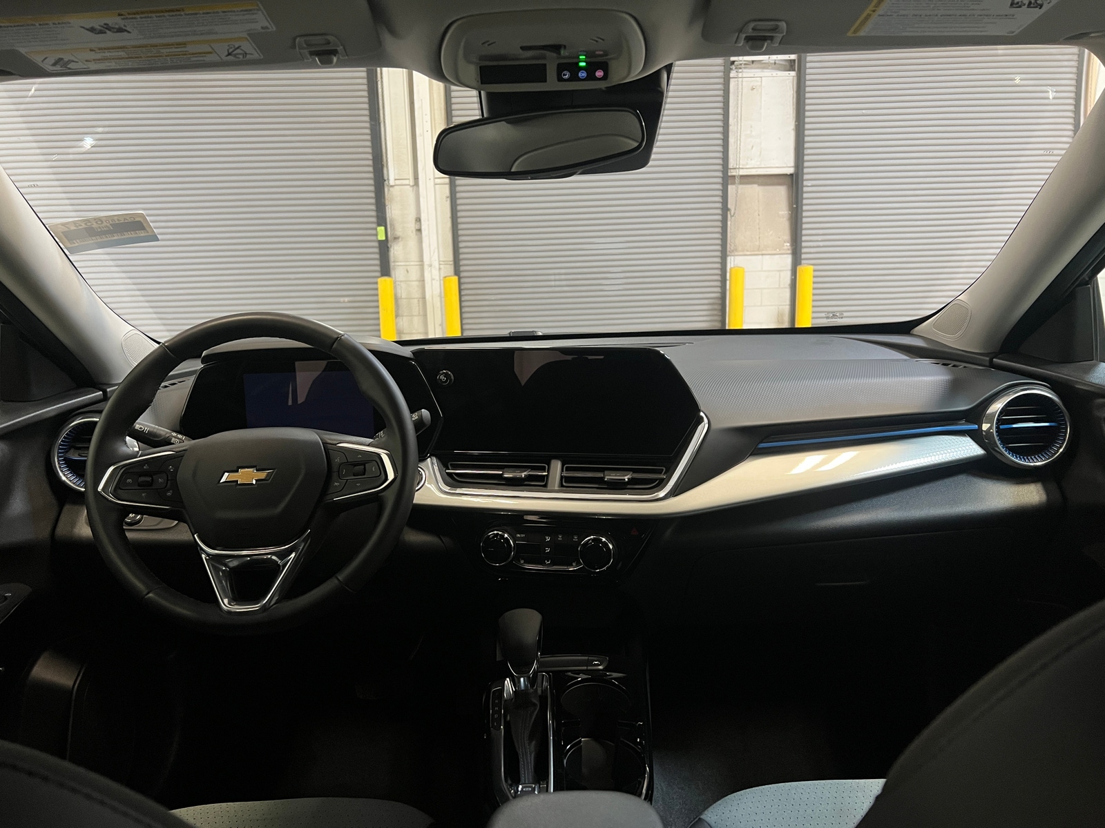 Thumbnail: 2025 Chevrolet Trax - 3