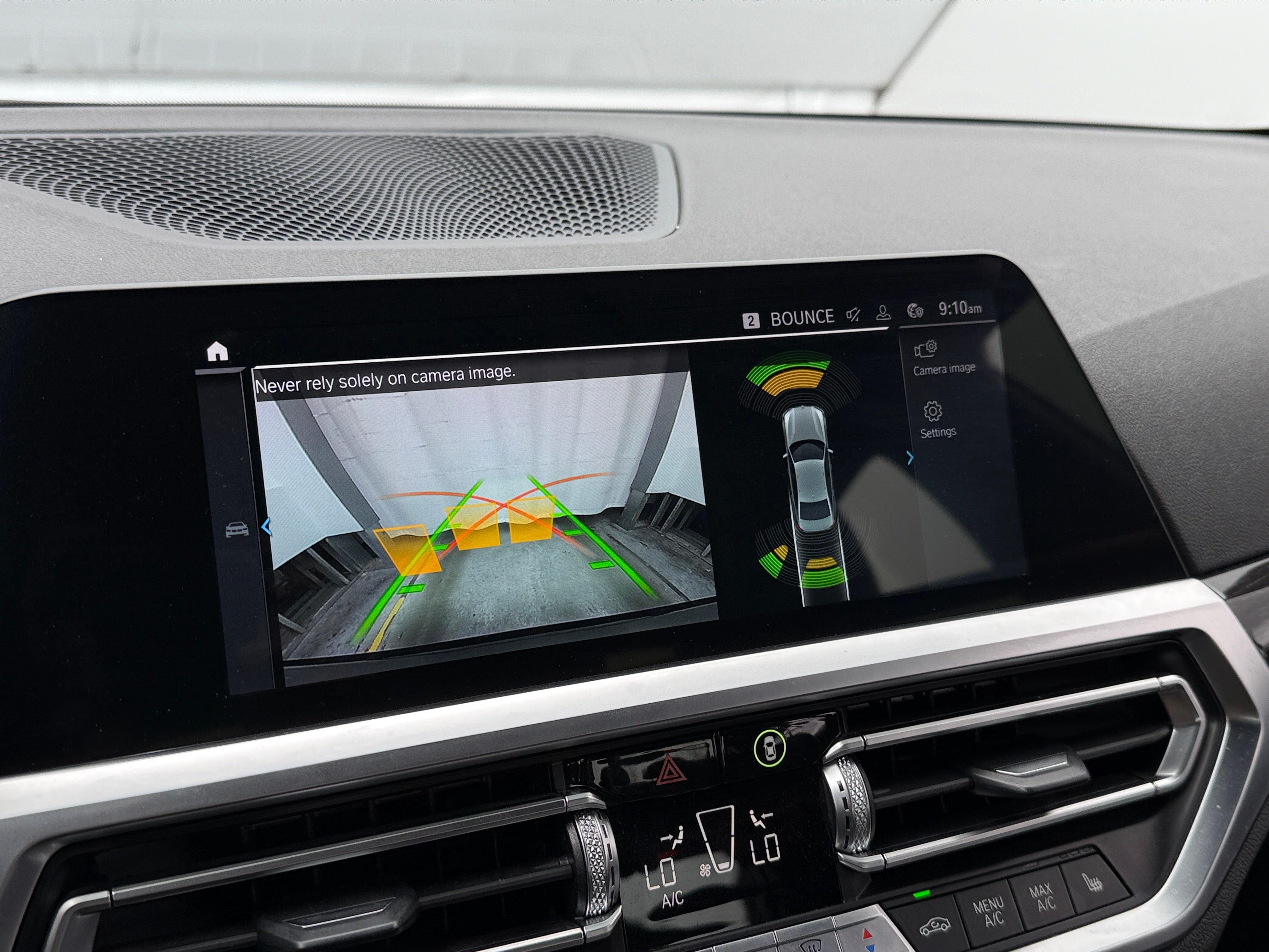 2021 BMW 3 Series 330e - Photo 14