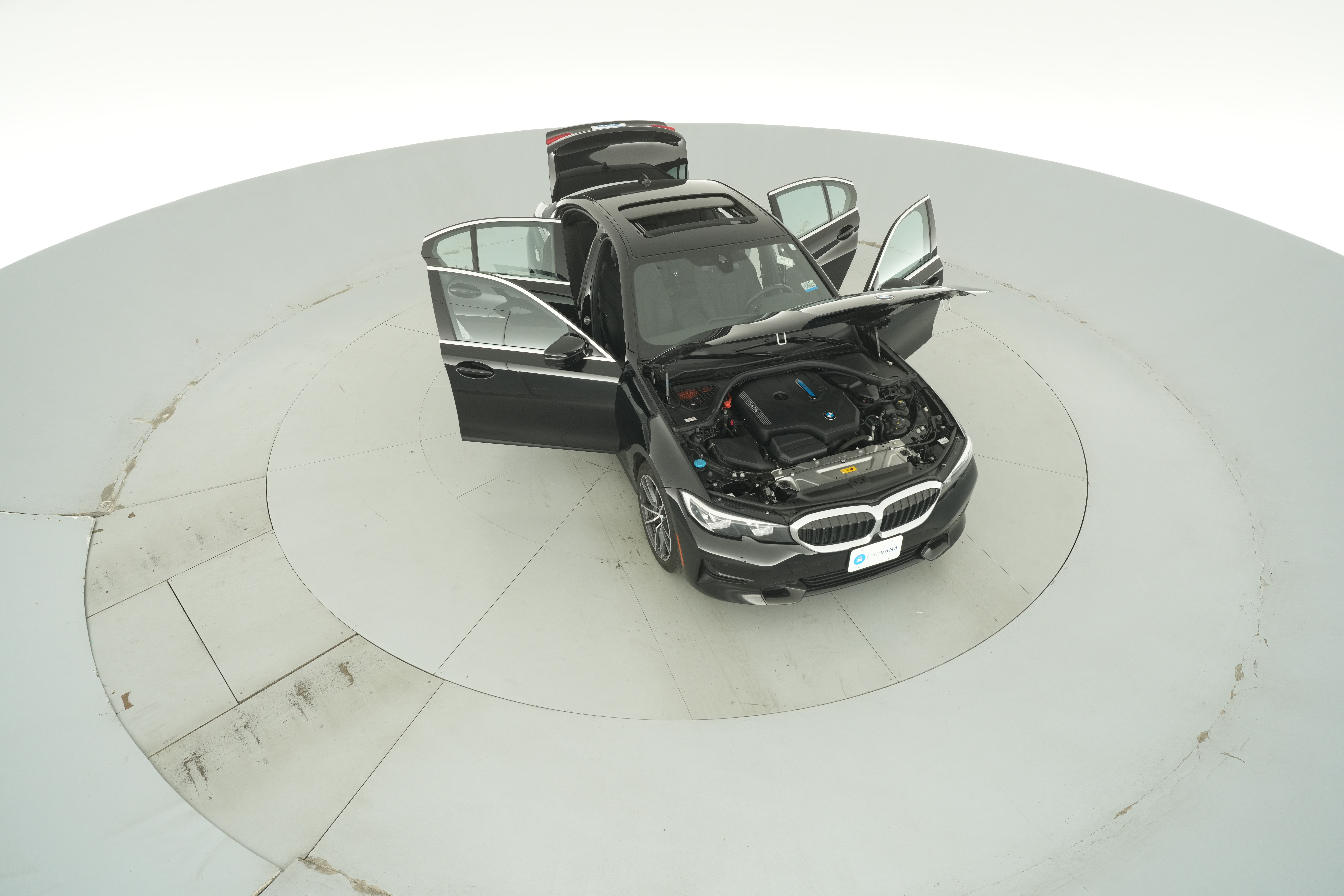 2021 BMW 3 Series 330e - Photo 53