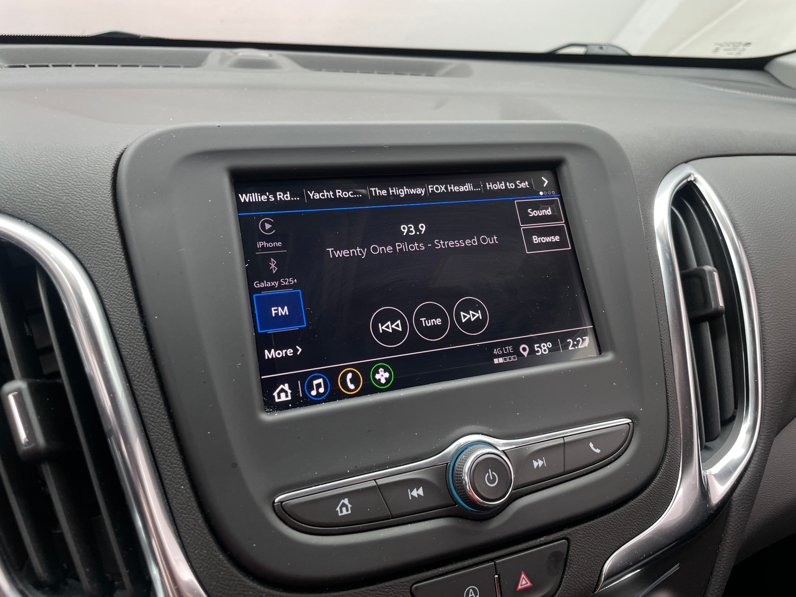 Thumbnail: 2024 Chevrolet Equinox - 4