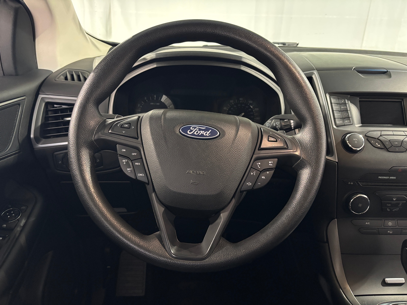 Thumbnail: 2018 Ford Edge - 5