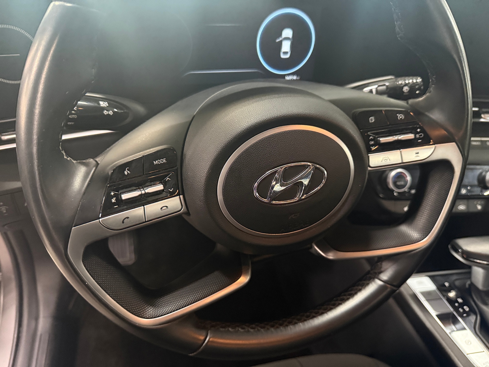 Thumbnail: 2023 Hyundai Elantra - 5