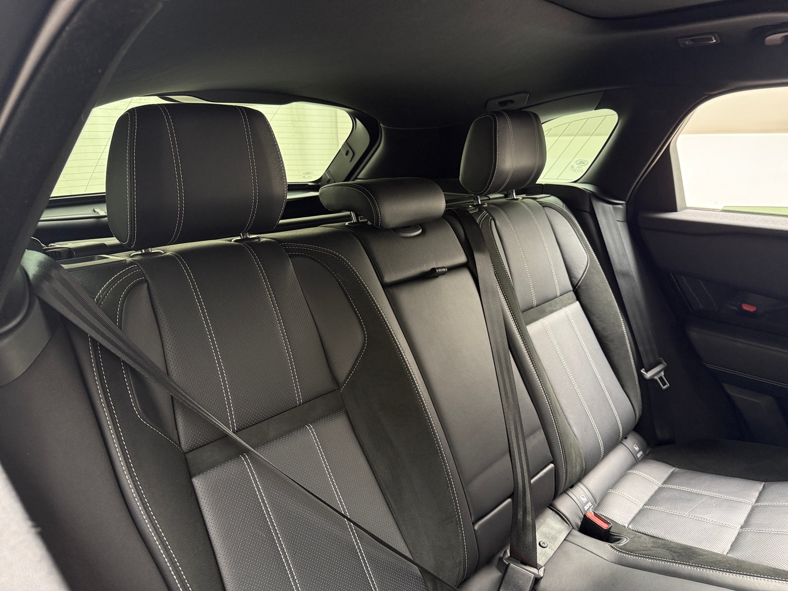Thumbnail: 2018 Land Rover Range Rover Velar - 5