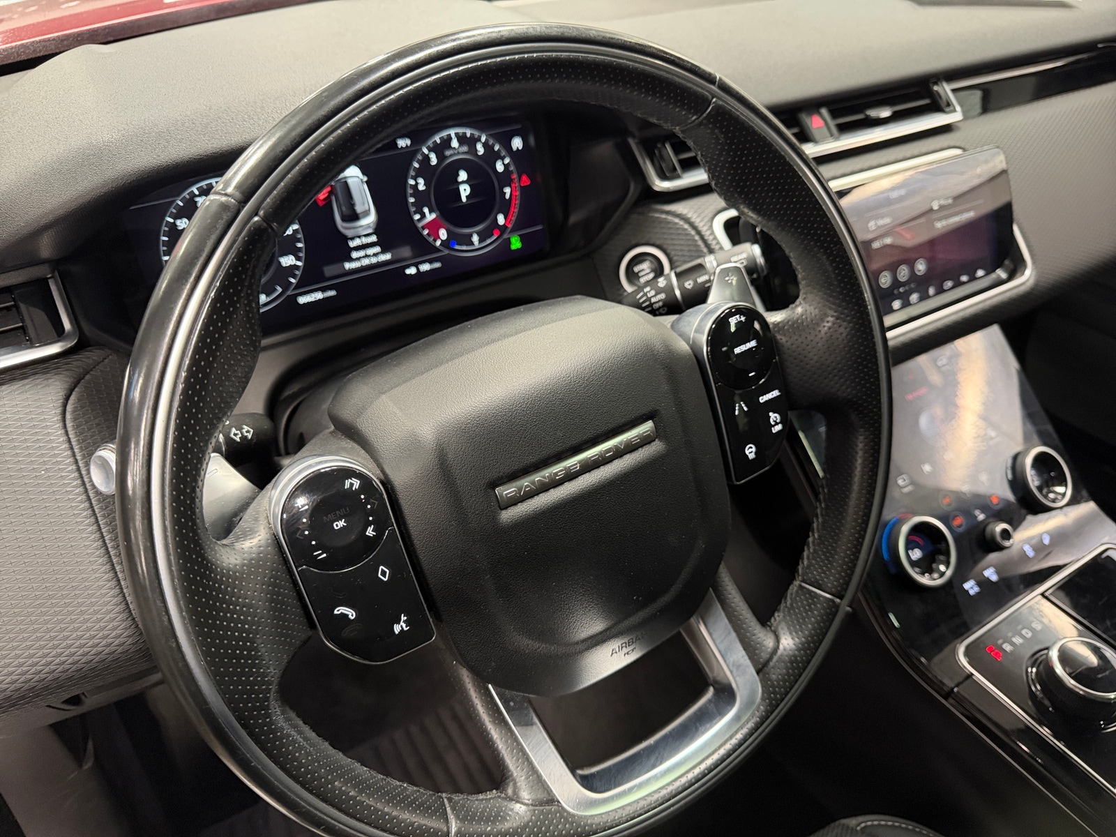 Thumbnail: 2018 Land Rover Range Rover Velar - 4