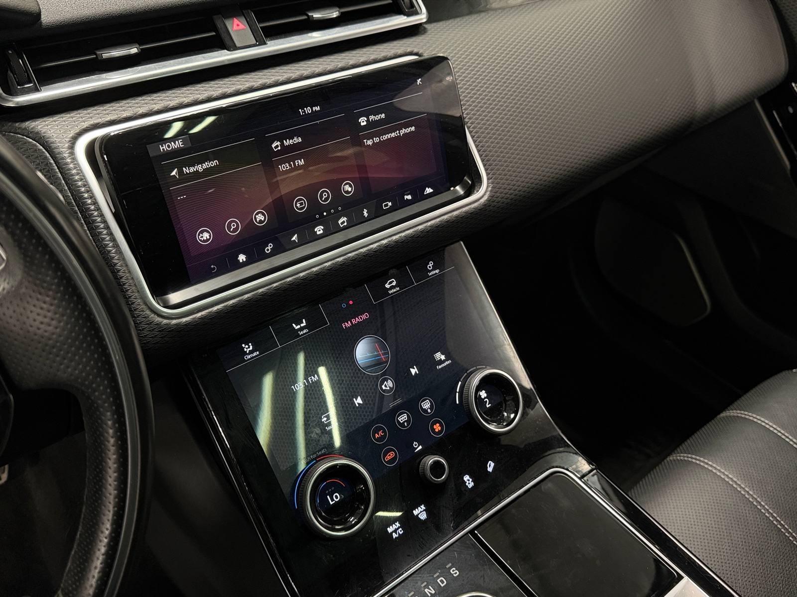 Thumbnail: 2018 Land Rover Range Rover Velar - 3