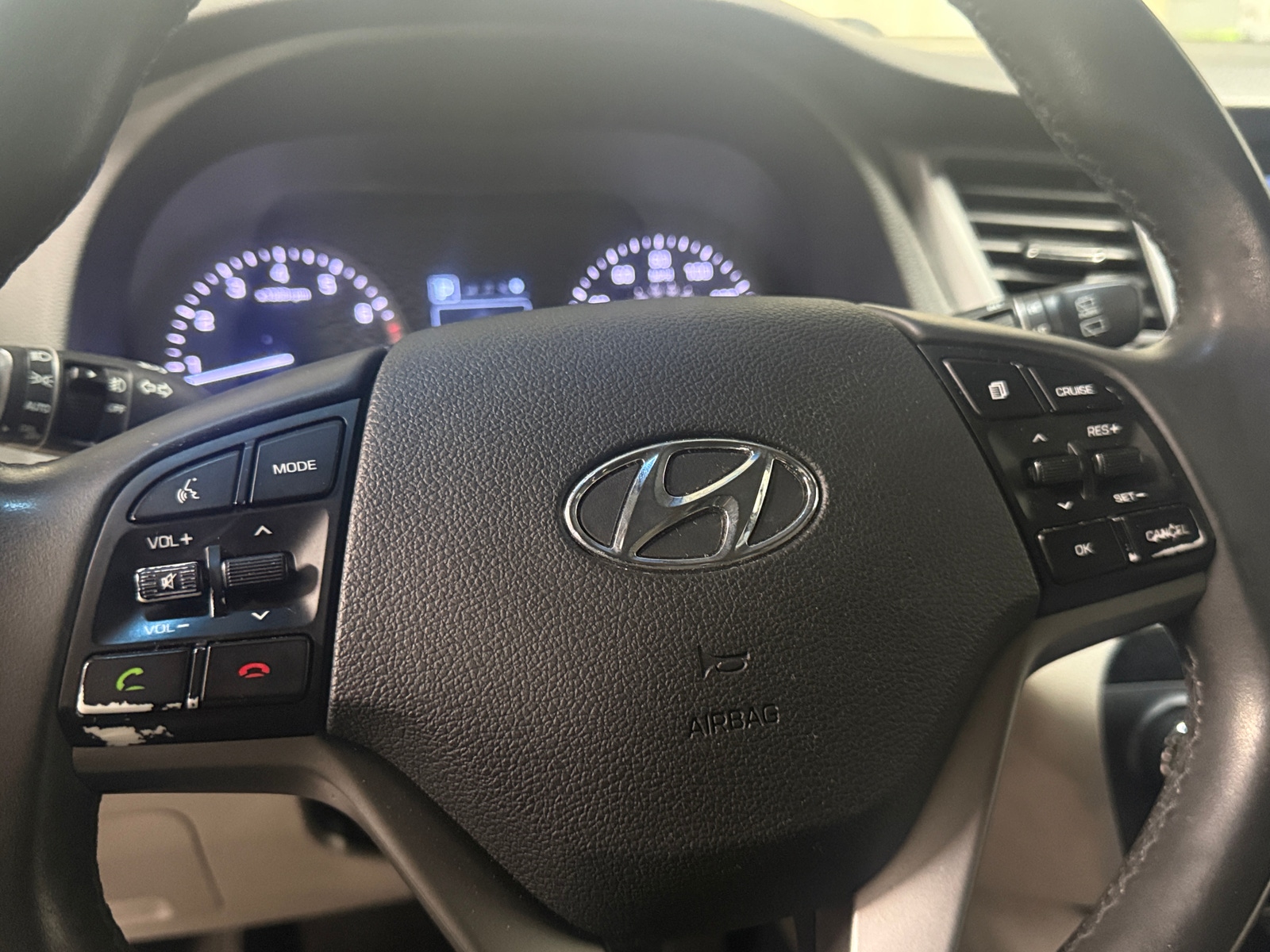 Thumbnail: 2018 Hyundai Tucson - 5
