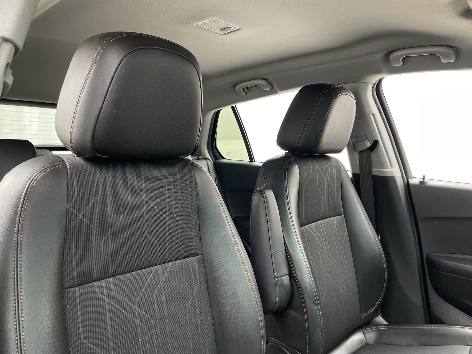 Thumbnail: 2019 Chevrolet Trax - 2