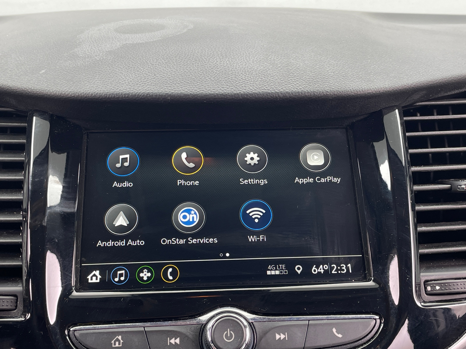 Thumbnail: 2019 Chevrolet Trax - 4