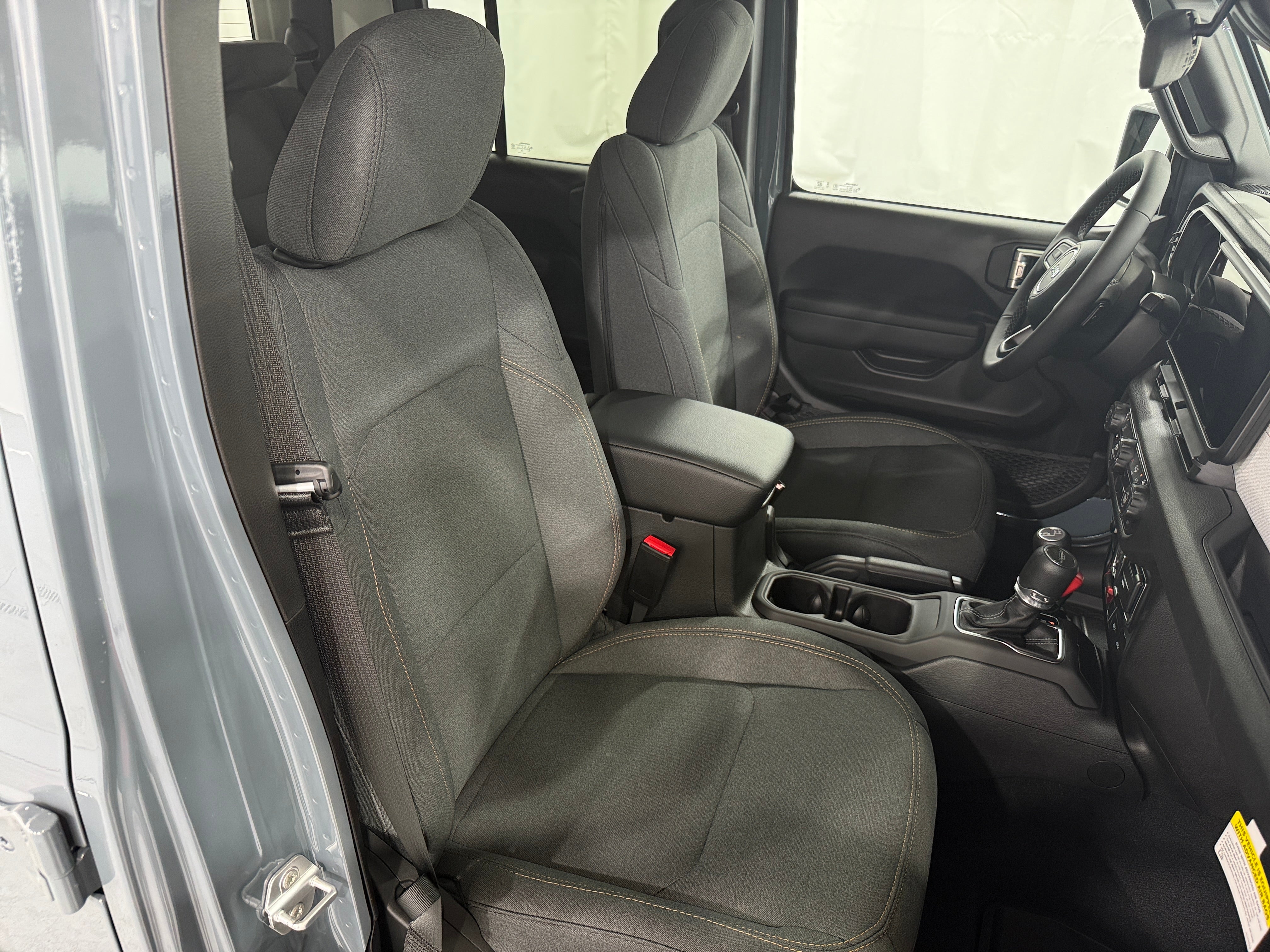 2026 Jeep Gladiator Willys - Photo 4