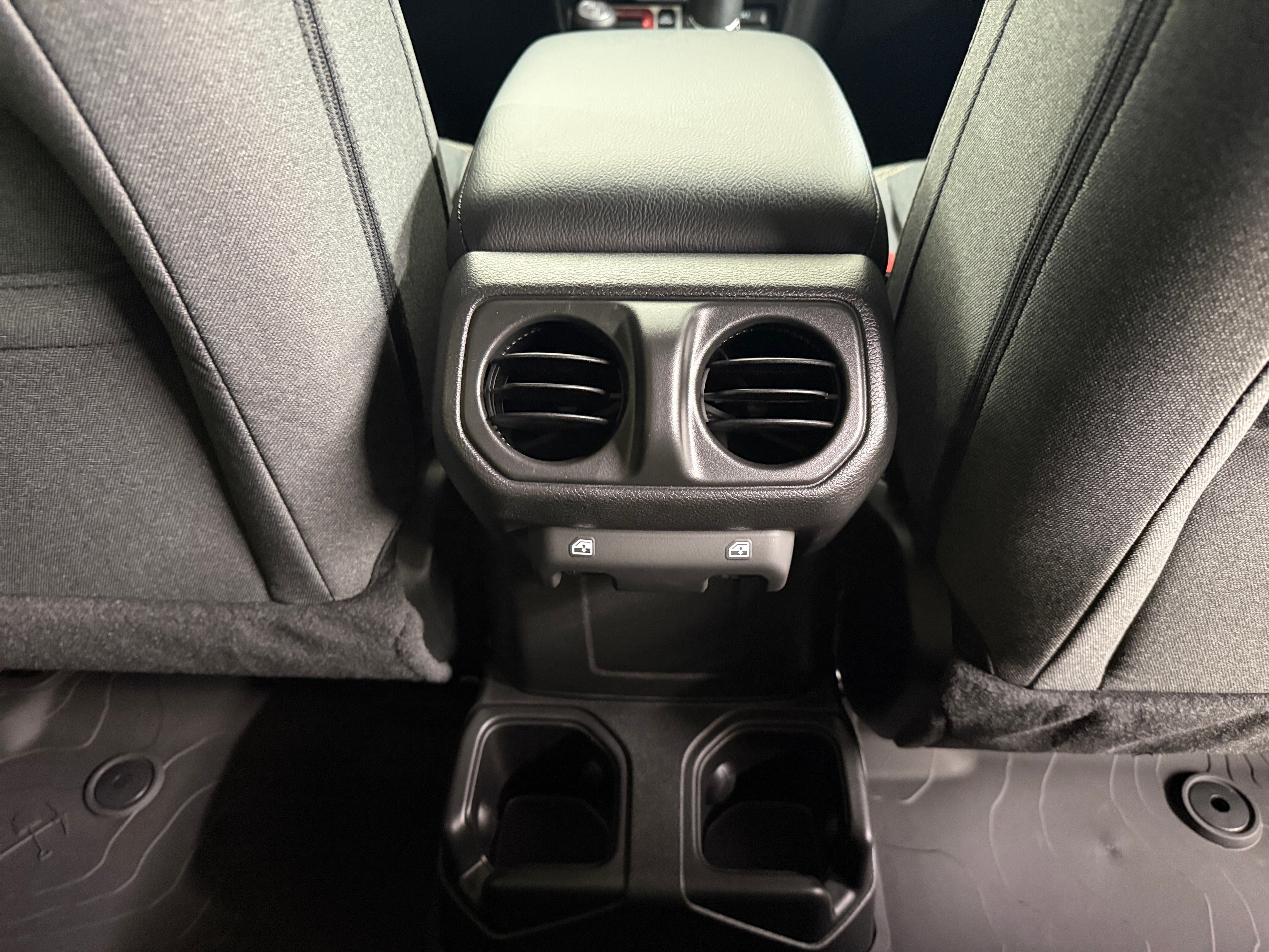 2026 Jeep Gladiator Willys - Photo 6