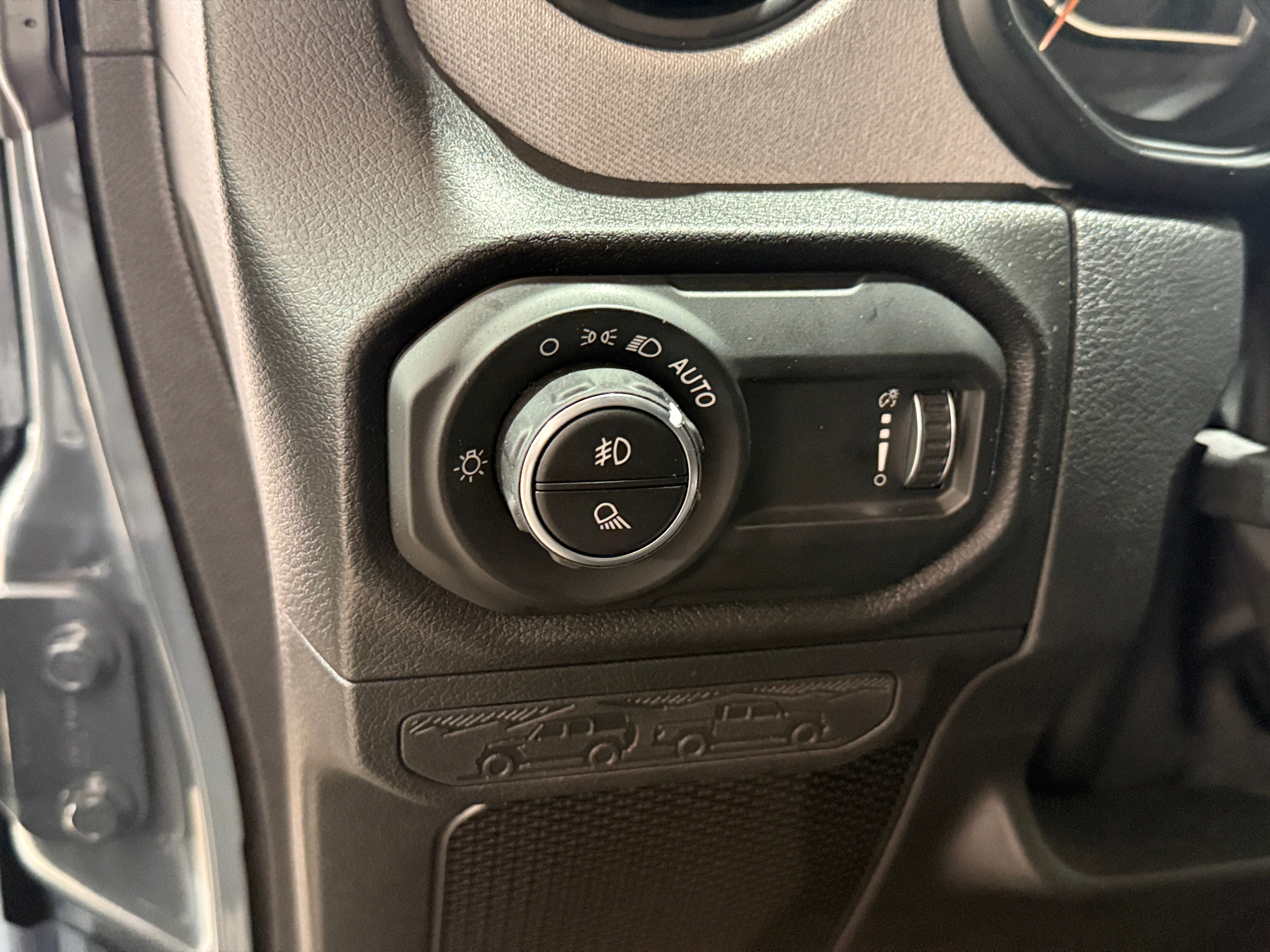 2026 Jeep Gladiator Willys - Photo 11