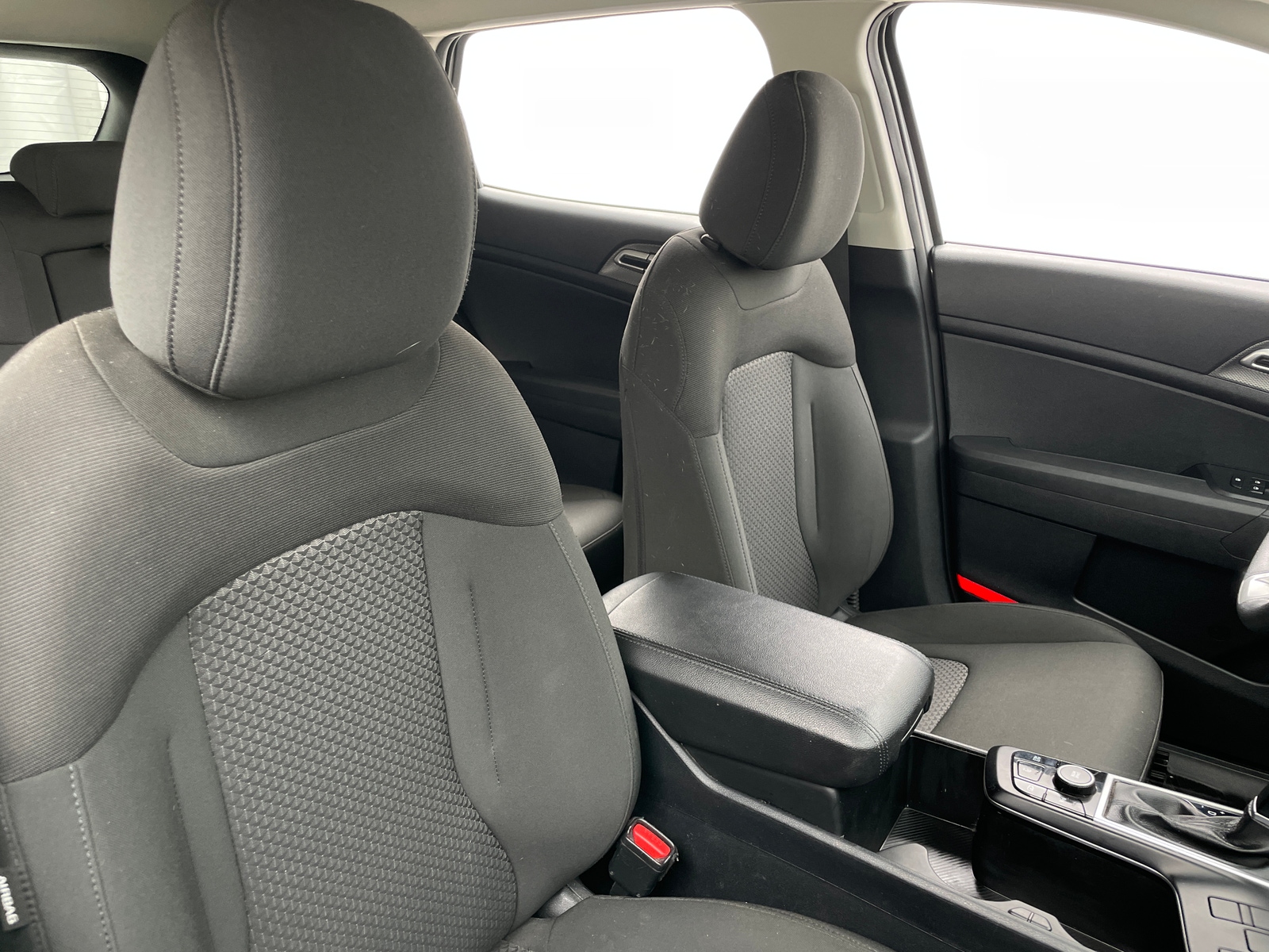 Thumbnail: 2024 Kia Sportage - 2