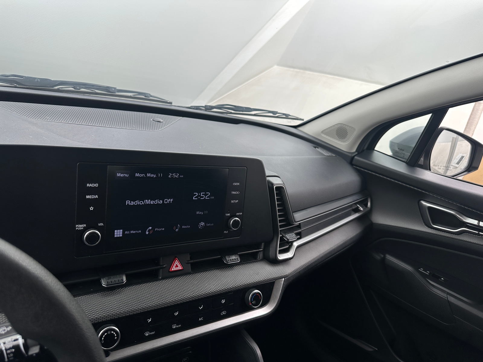 Thumbnail: 2024 Kia Sportage - 4