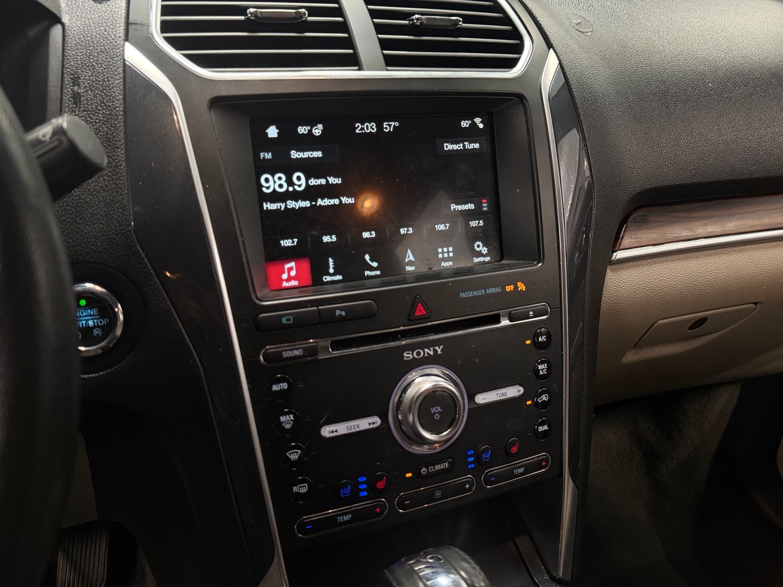 Thumbnail: 2018 Ford Explorer - 3