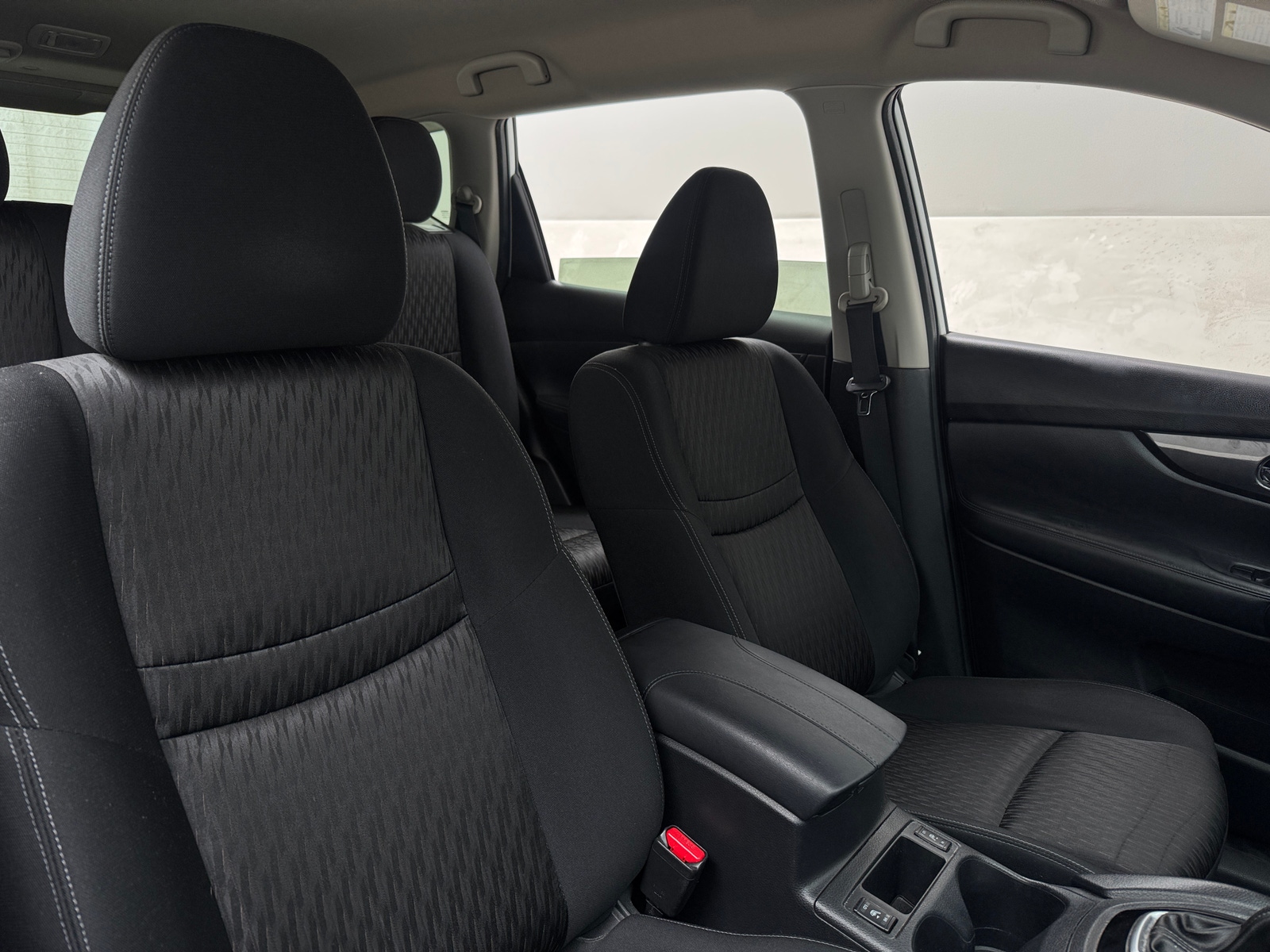 Thumbnail: 2017 Nissan Rogue - 2