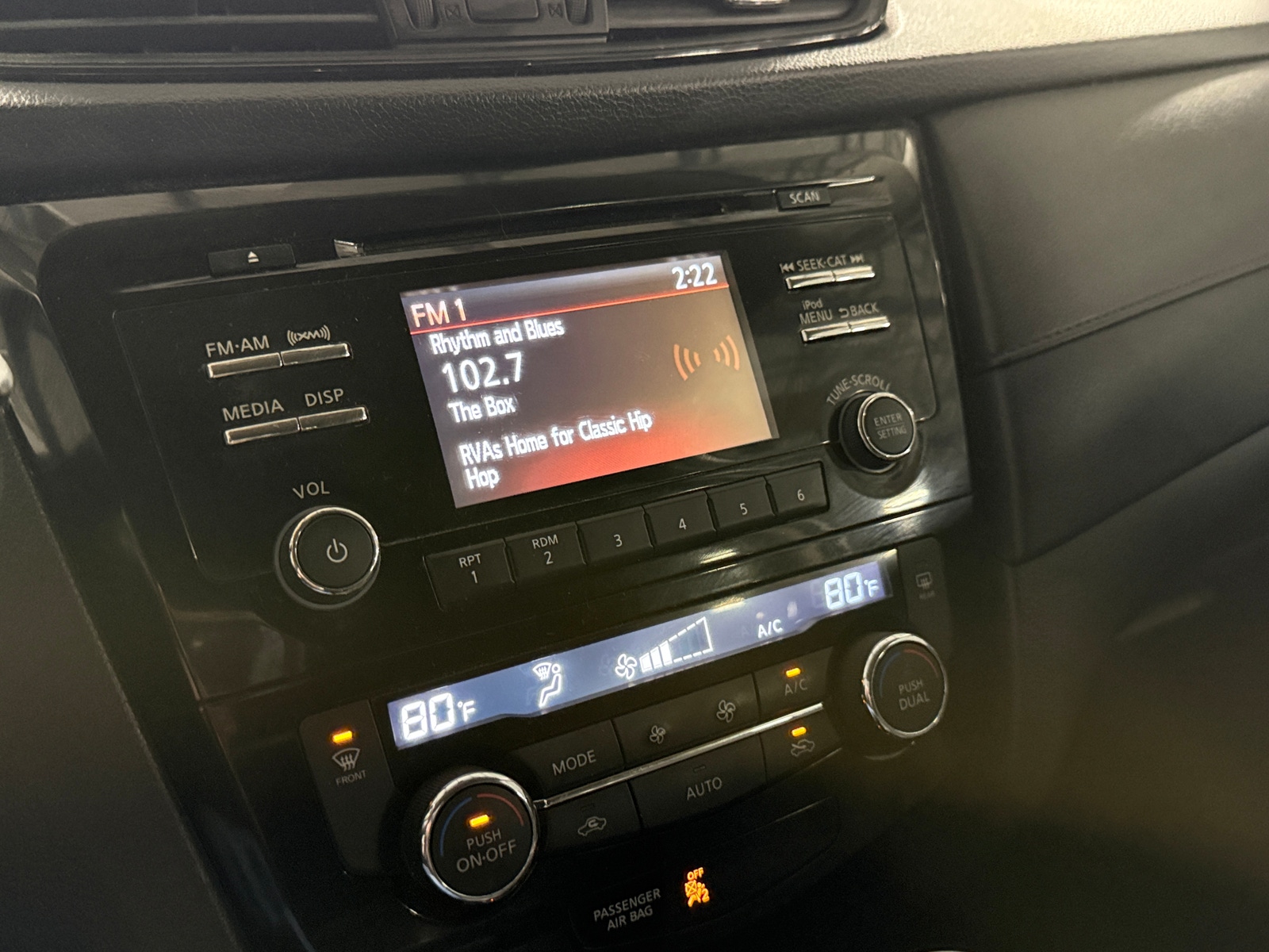 Thumbnail: 2017 Nissan Rogue - 4