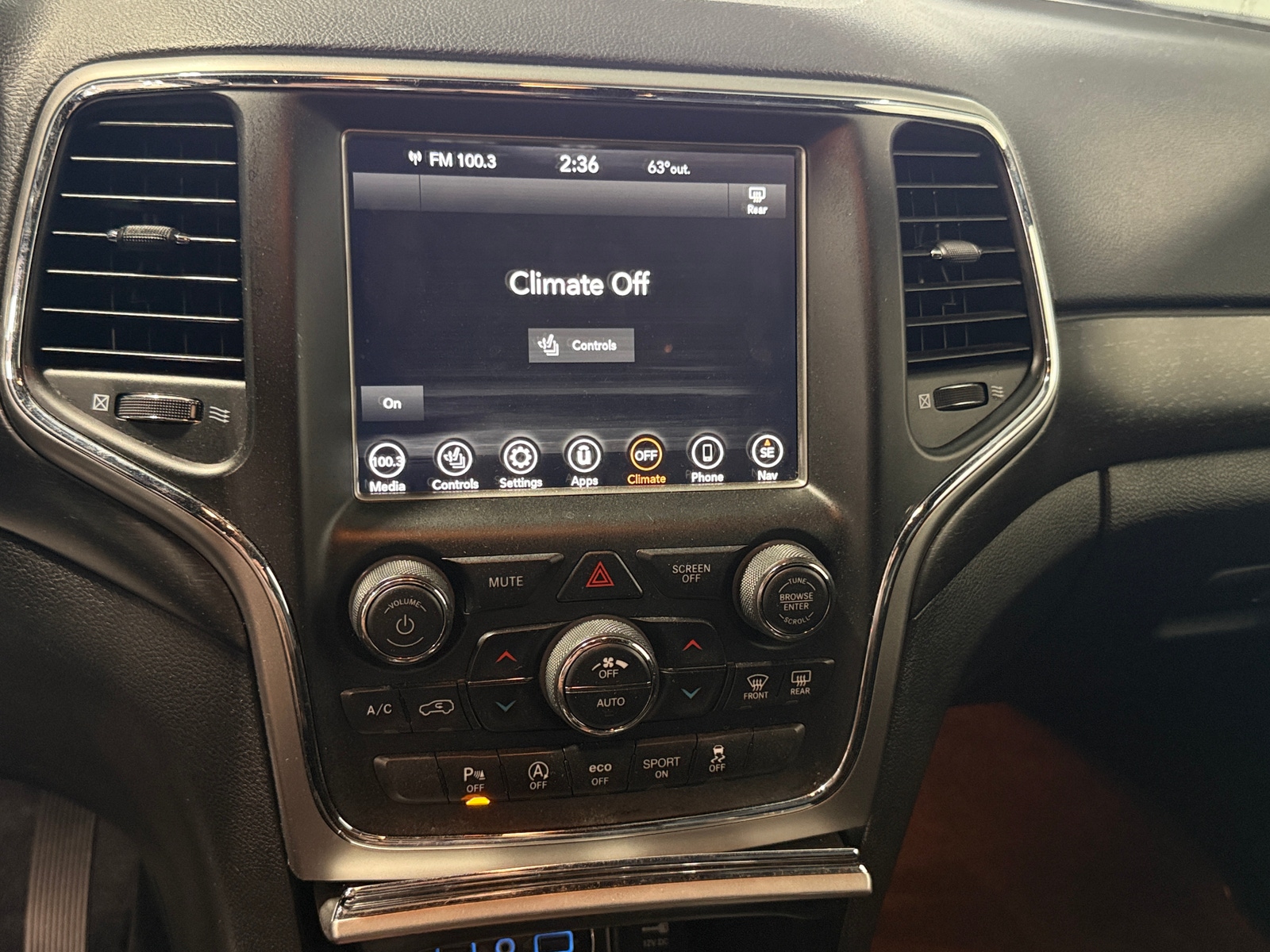 Thumbnail: 2018 Jeep Grand Cherokee - 4