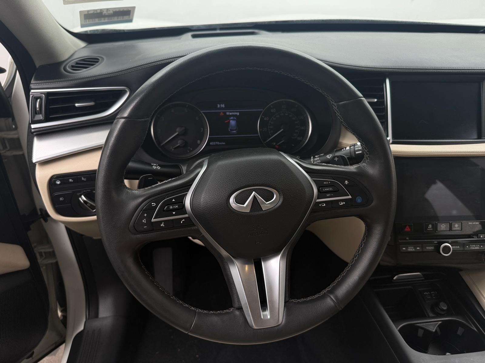 Thumbnail: 2021 INFINITI QX50 - 4