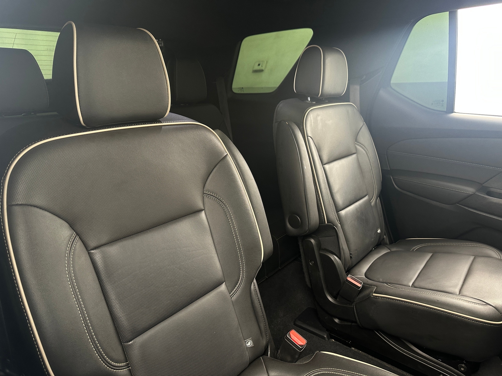 Thumbnail: 2023 Chevrolet Traverse - 5