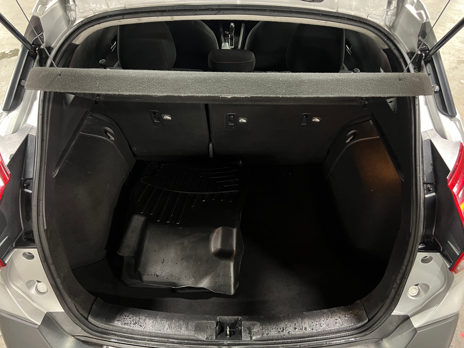 Thumbnail: 2020 Nissan Kicks - 7