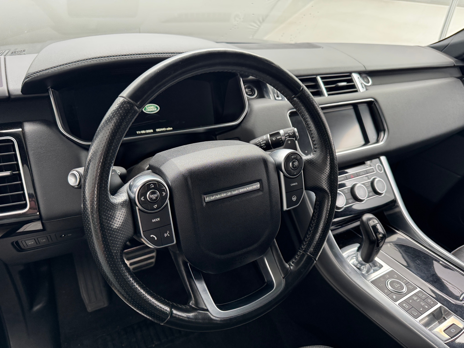 Thumbnail: 2016 Land Rover Range Rover Sport - 4