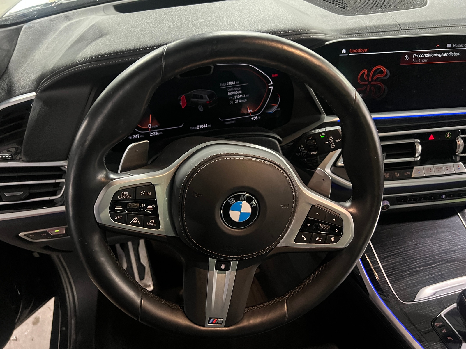 Thumbnail: 2021 BMW X7 - 4