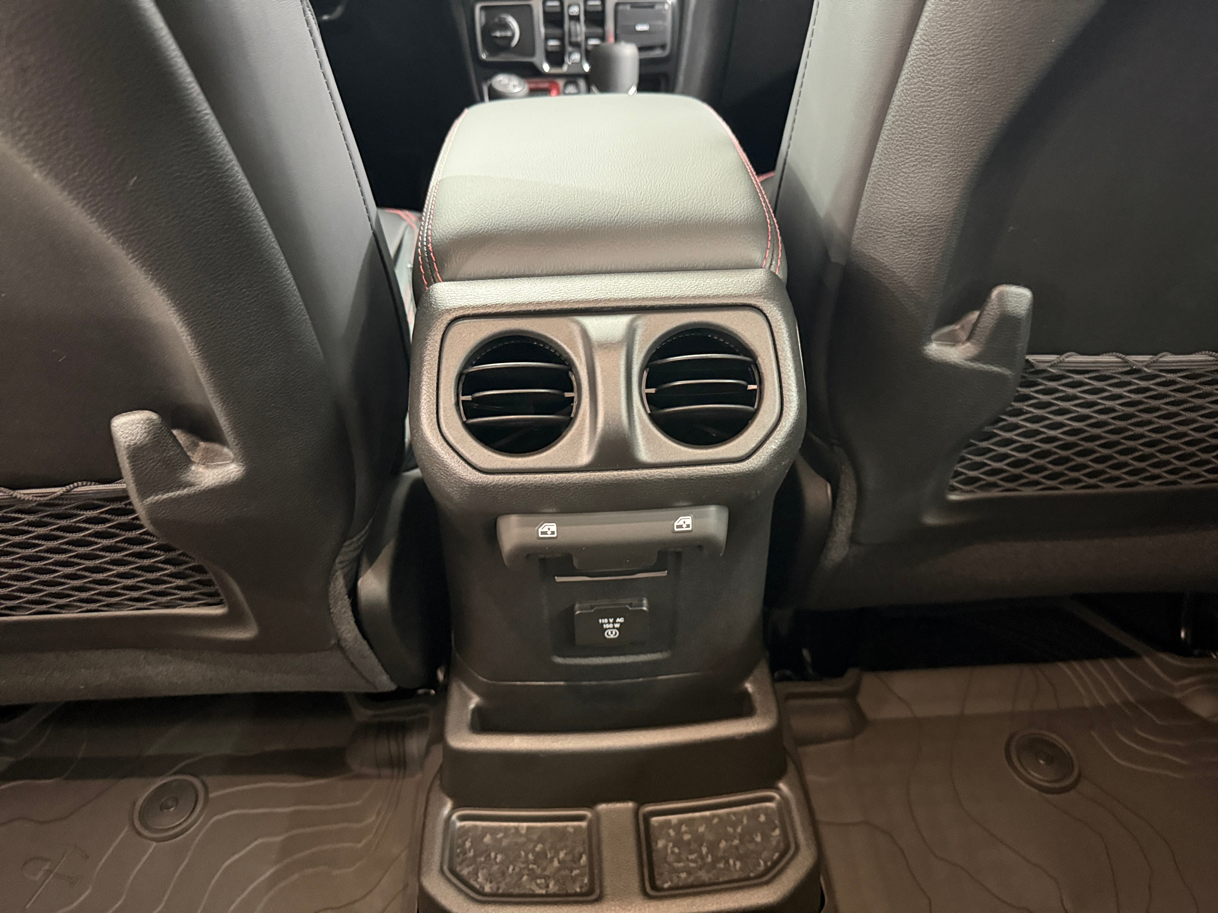 2026 Jeep Wrangler Rubicon X's photo