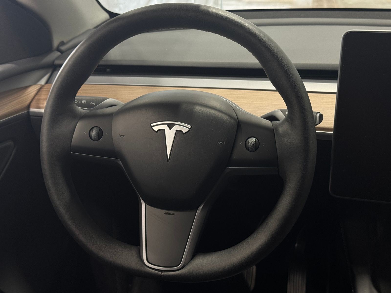 Thumbnail: 2023 Tesla Model Y - 4