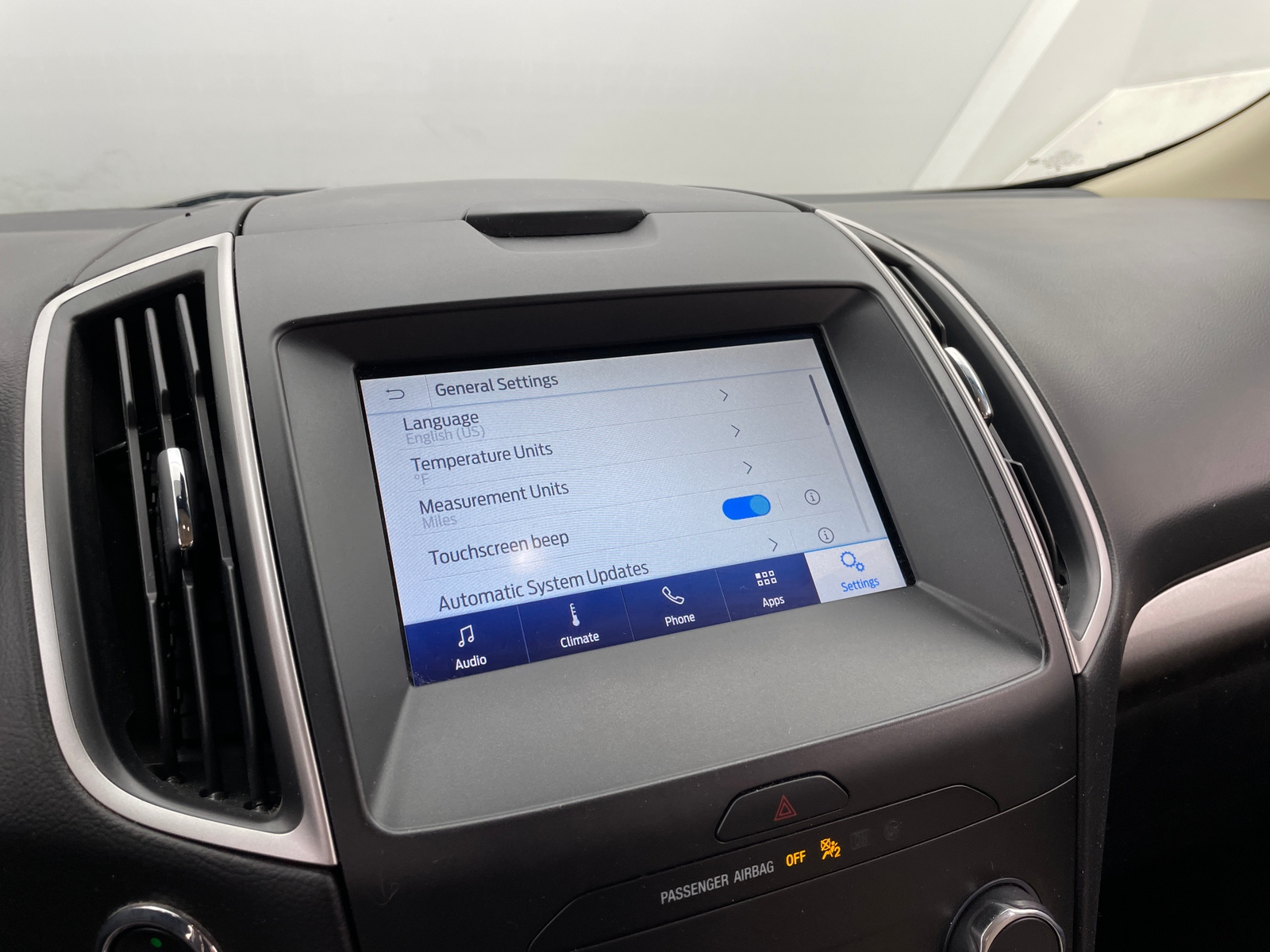 Thumbnail: 2019 Ford Edge - 4