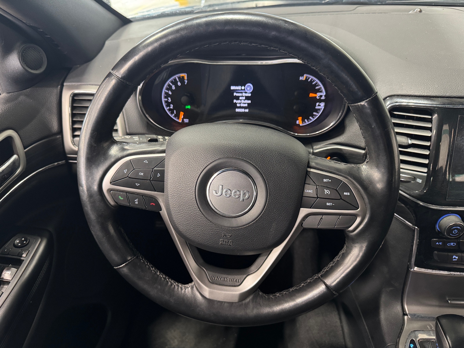 Thumbnail: 2020 Jeep Grand Cherokee - 4