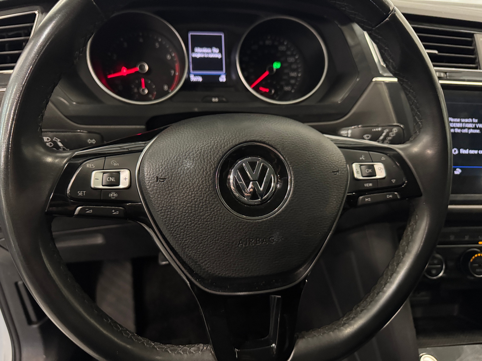 Thumbnail: 2020 Volkswagen Tiguan - 4