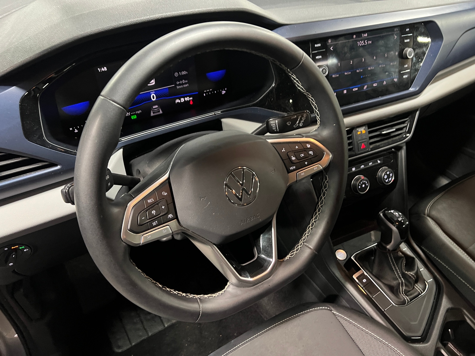 Thumbnail: 2023 Volkswagen Taos - 4
