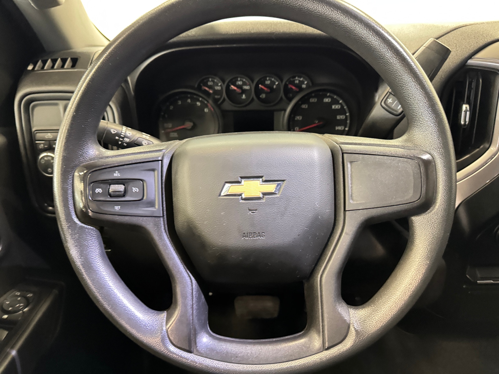 Thumbnail: 2021 Chevrolet Silverado 1500 - 5