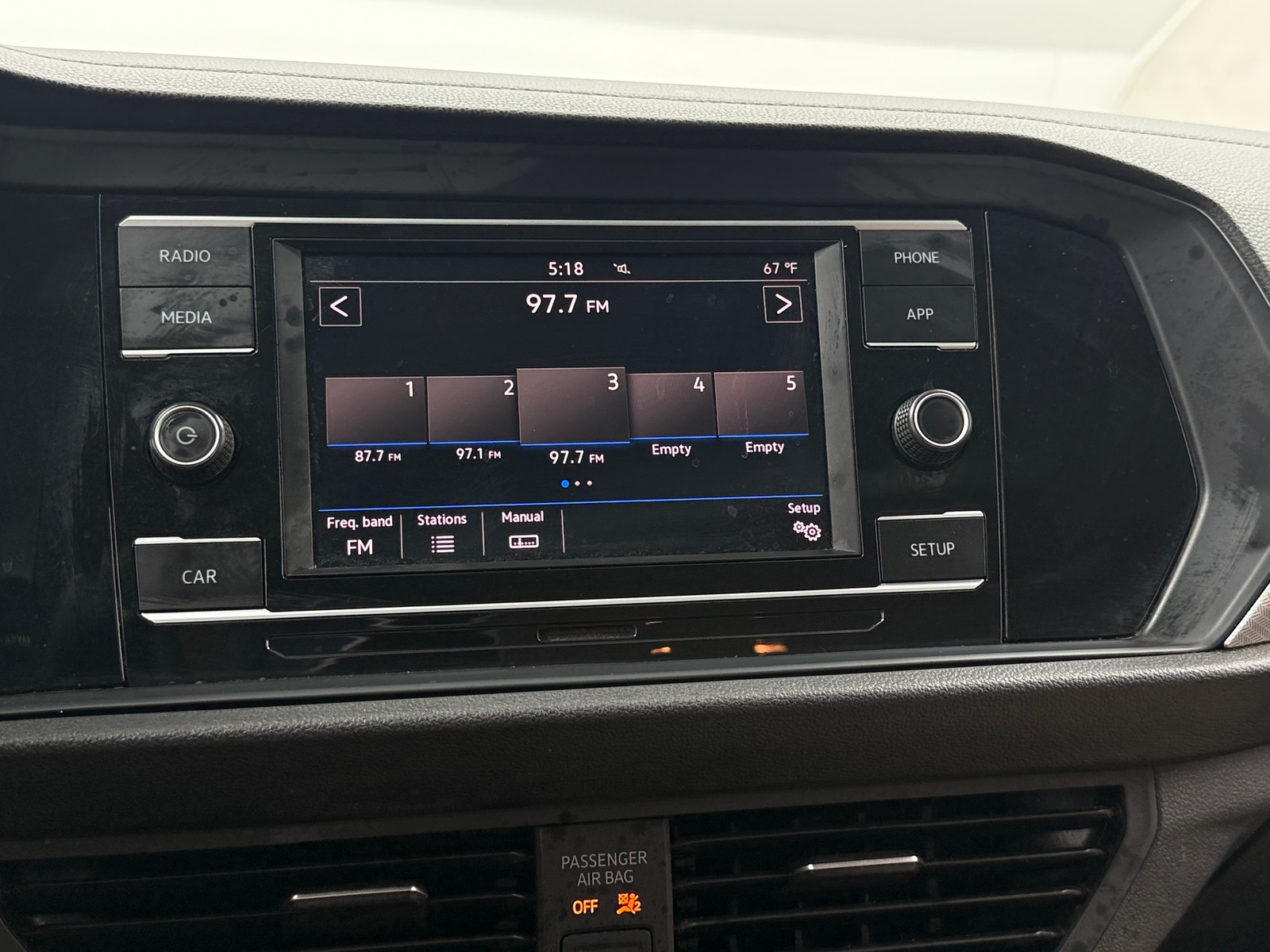 Thumbnail: 2019 Volkswagen Jetta - 3