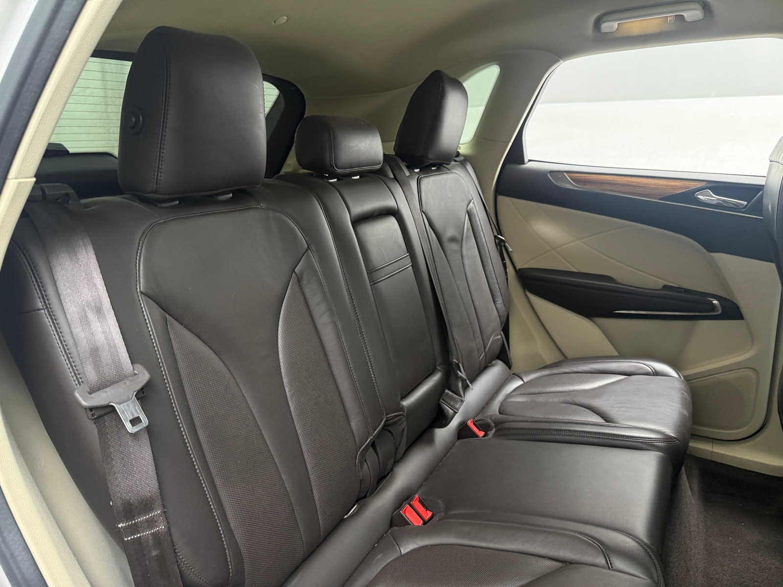 Thumbnail: 2016 Lincoln MKC - 5