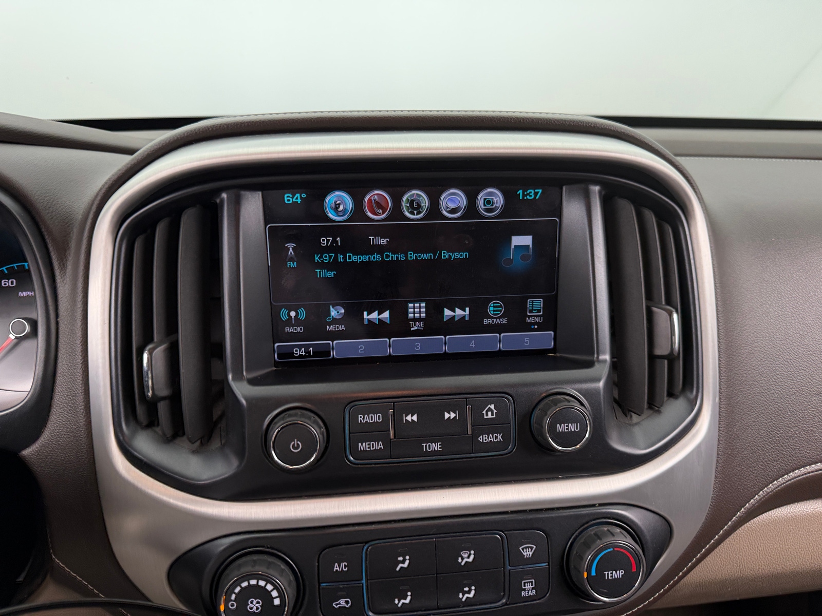 Thumbnail: 2018 GMC Canyon - 4