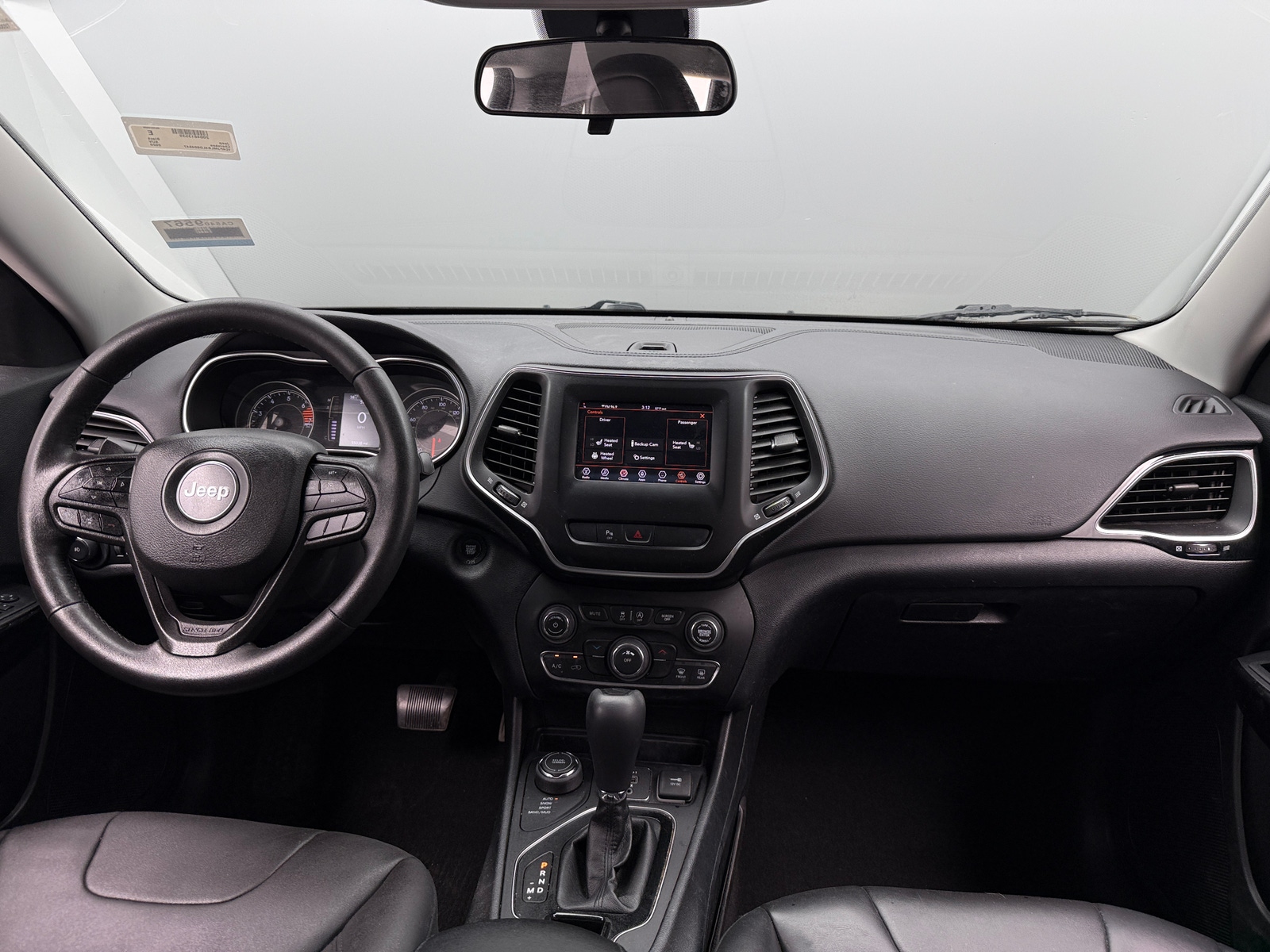 Thumbnail: 2020 Jeep Cherokee - 3