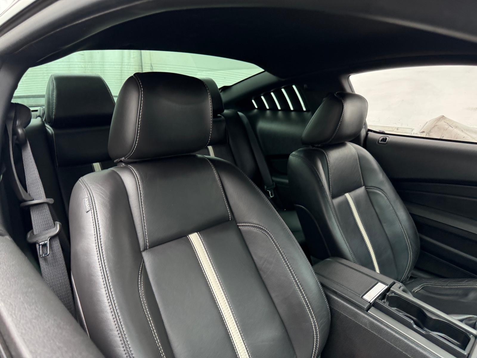 Thumbnail: 2011 Ford Mustang - 2