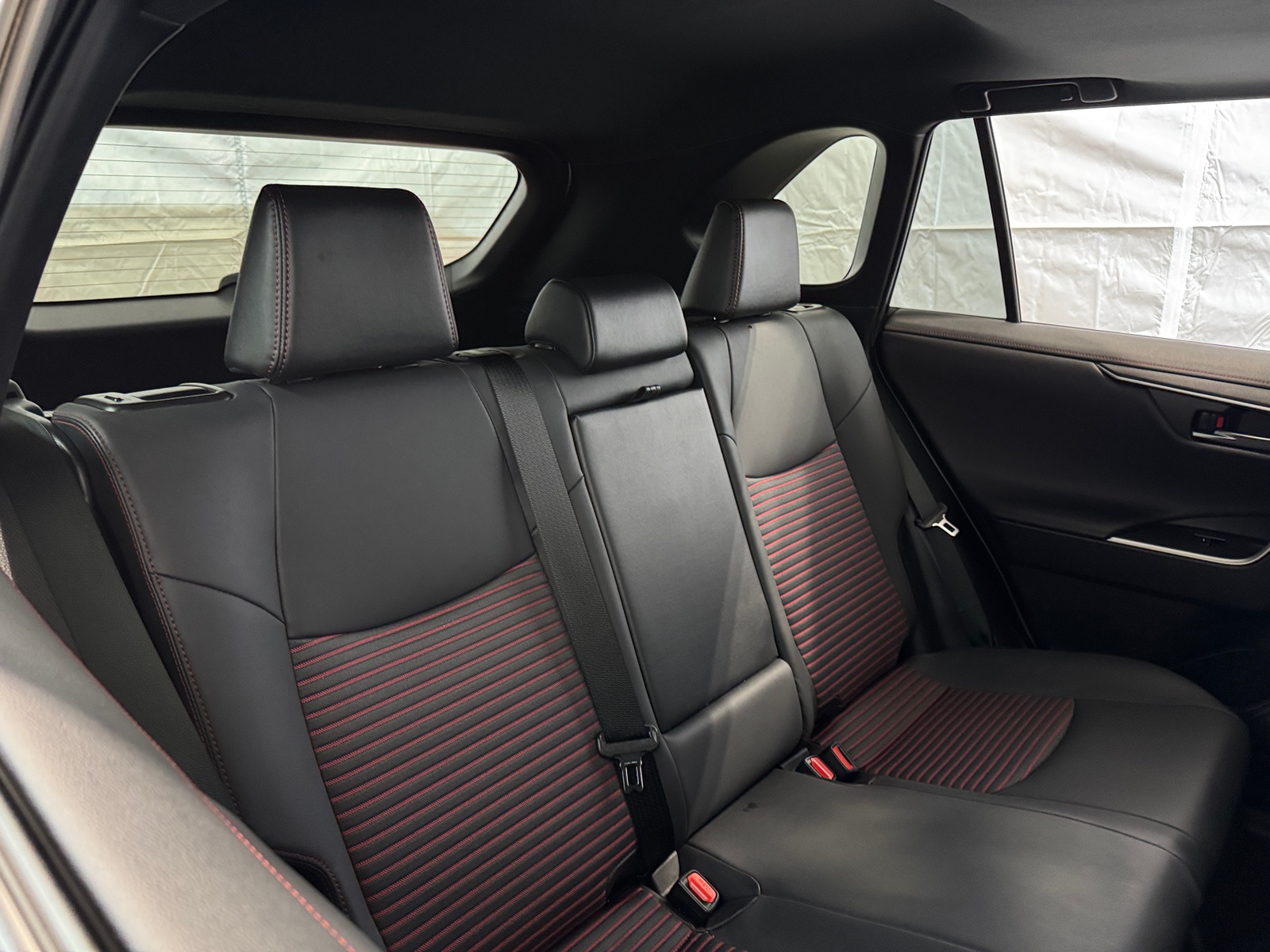 Thumbnail: 2022 Toyota RAV4 - 6