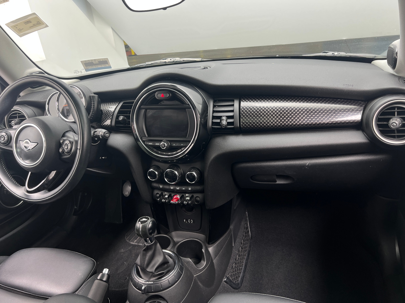 Thumbnail: 2015 MINI Cooper Hardtop - 2