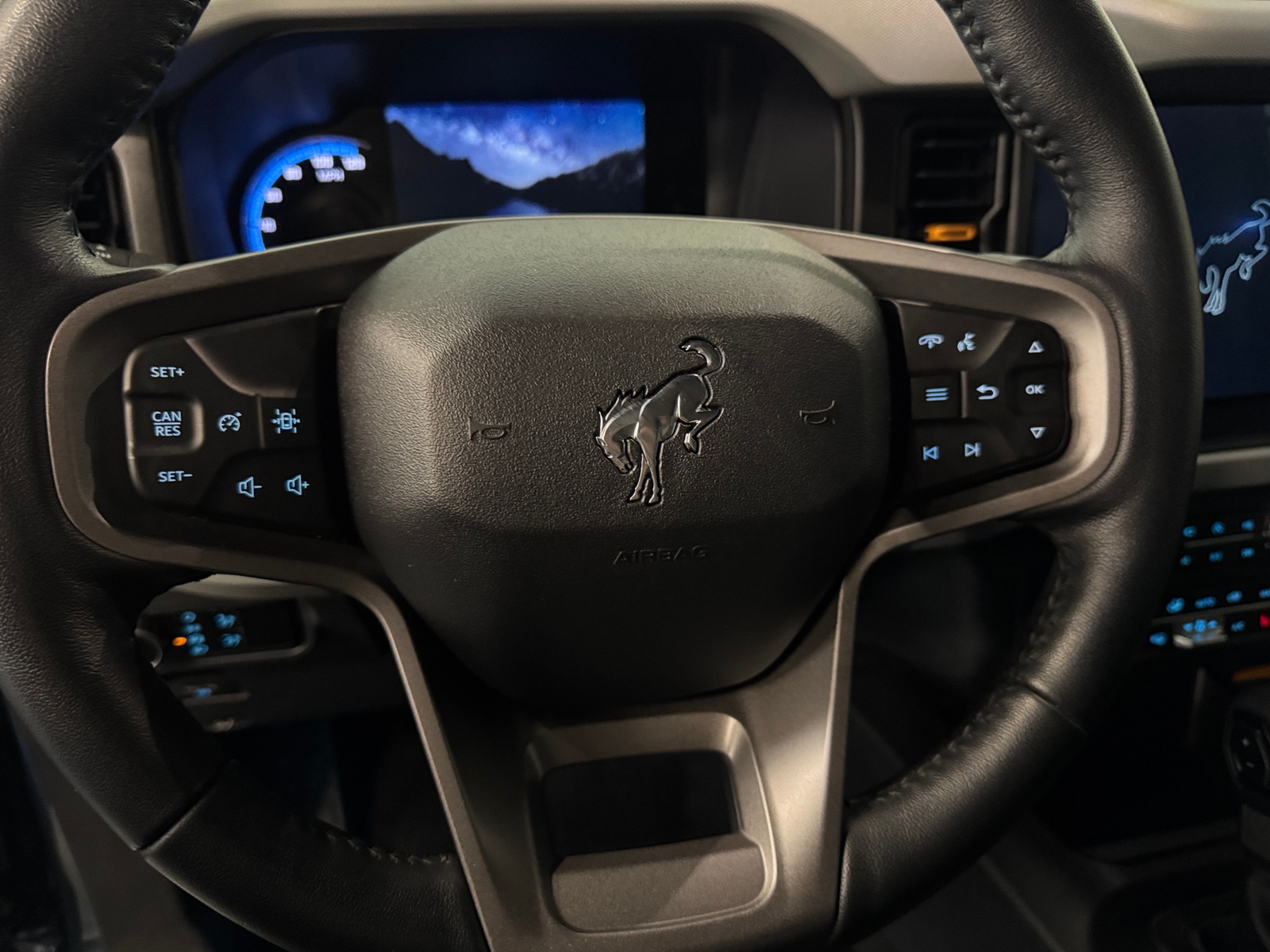 Thumbnail: 2023 Ford Bronco - 4