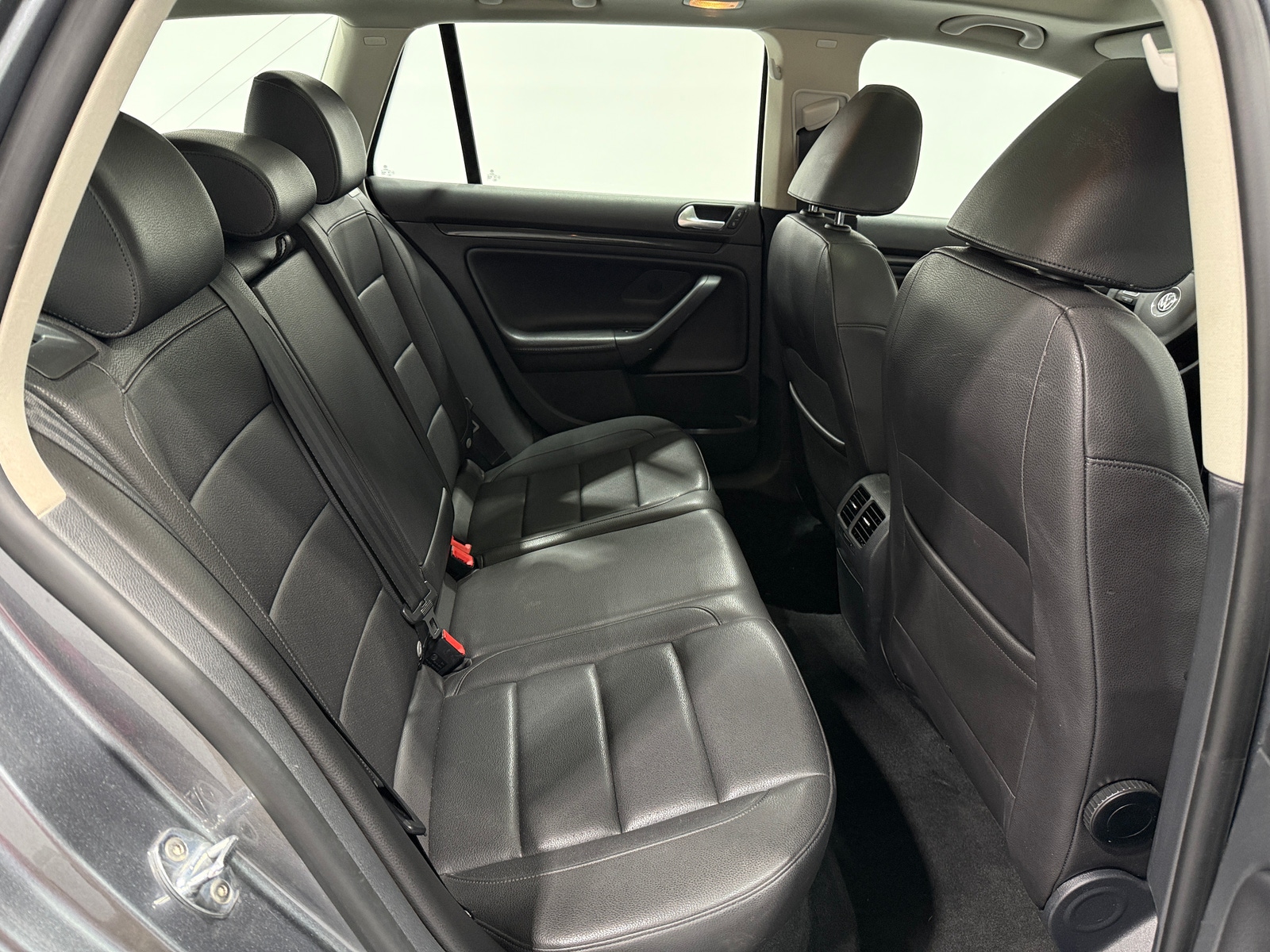 Thumbnail: 2014 Volkswagen Jetta - 5